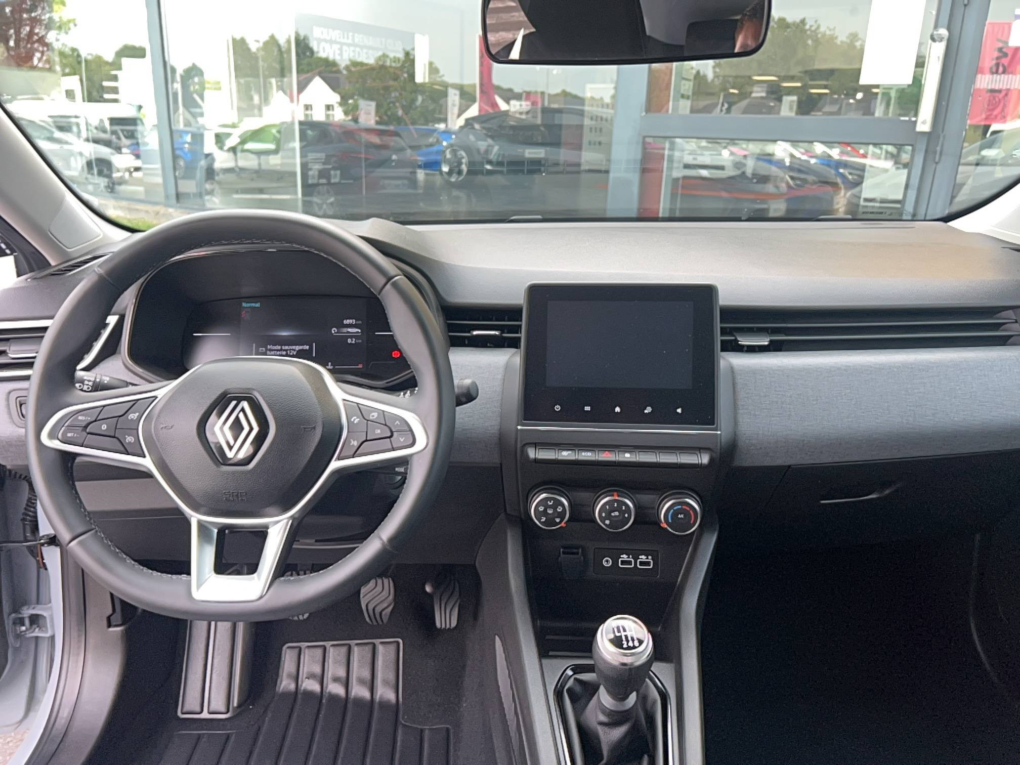Vente en ligne Renault Clio 5 Clio TCe 90 au prix de 15 990 €