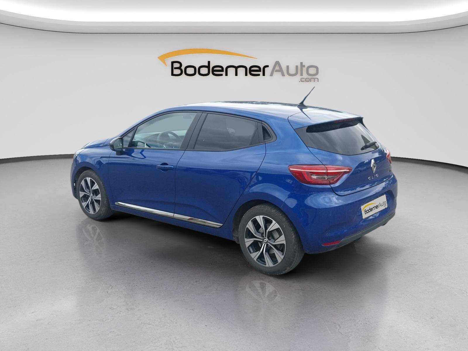 Vente en ligne Renault Clio 5 Clio E-Tech full hybrid 145 au prix de 16 700 €