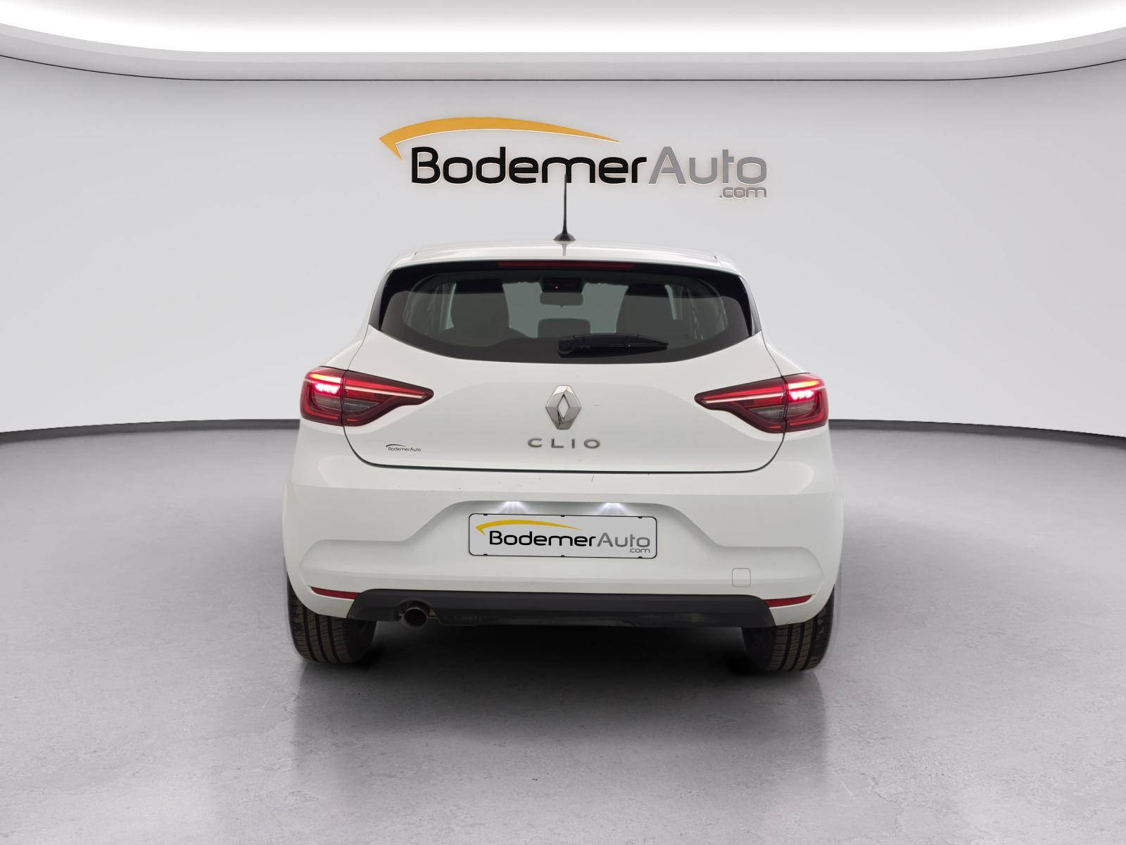 Vente en ligne Renault Clio 5 Clio SCe 65 - 21N au prix de 11 790 €