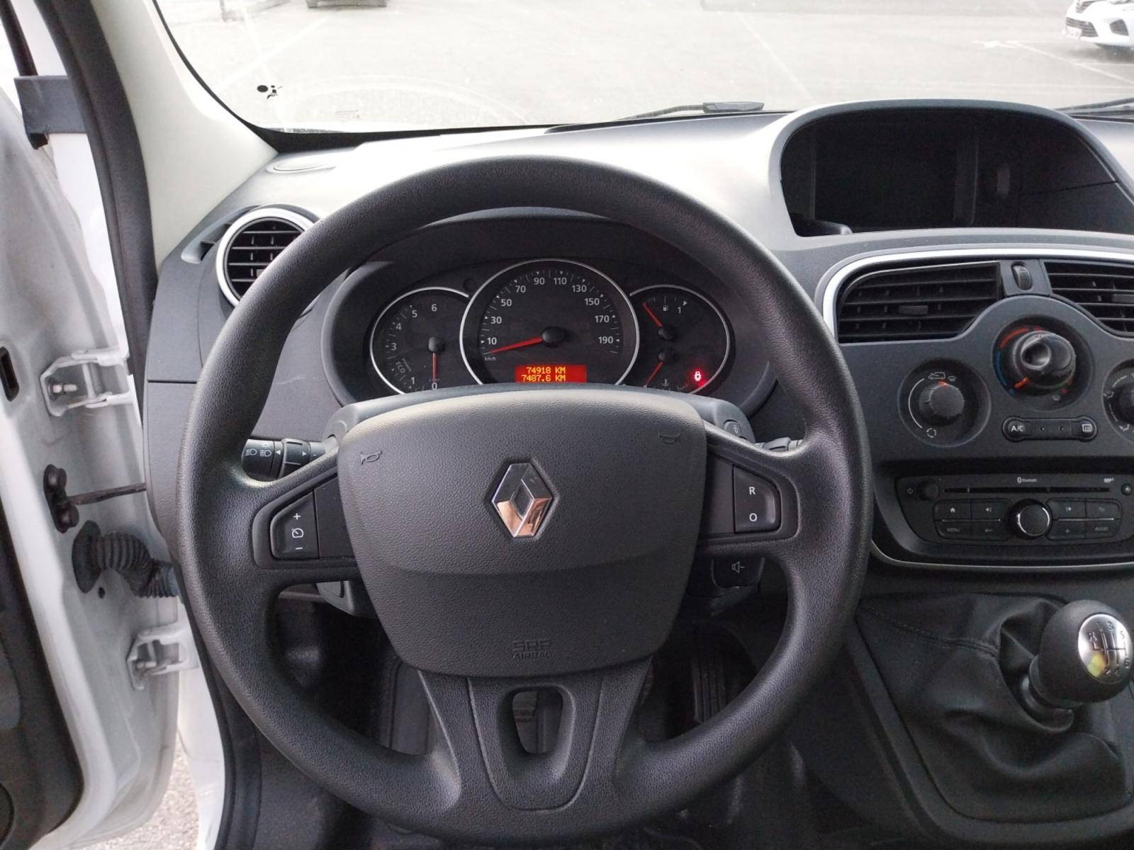 Vente en ligne Renault Kangoo Express  BLUE DCI 95 au prix de 11 990 €