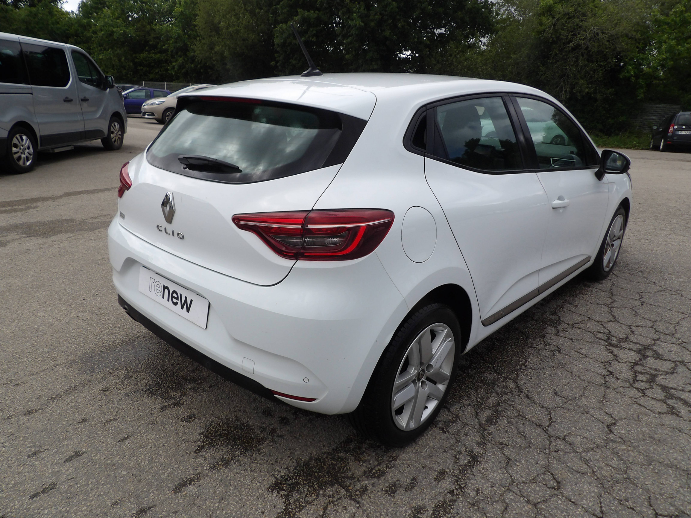 Vente en ligne Renault Clio 5 Clio Blue dCi 85 au prix de 14 499 €