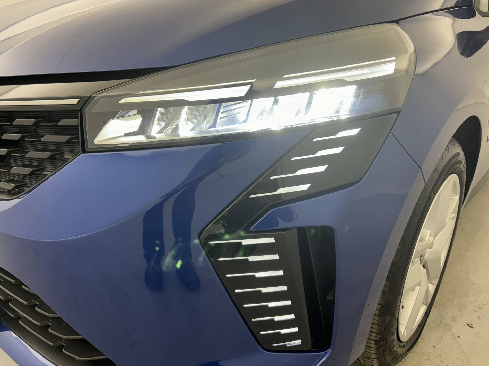 Vente en ligne Renault Clio 5 Clio Blue dCi 100 ch au prix de 18 791 €