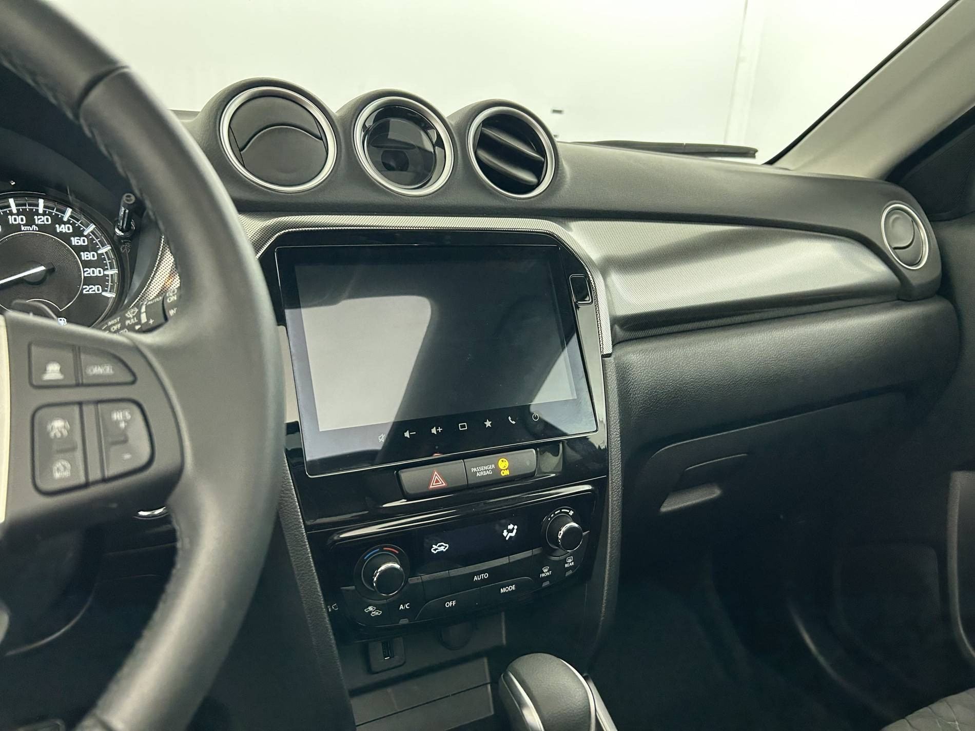 Vente en ligne Suzuki Vitara  1.5 Dualjet Hybrid Auto au prix de 22 890 €