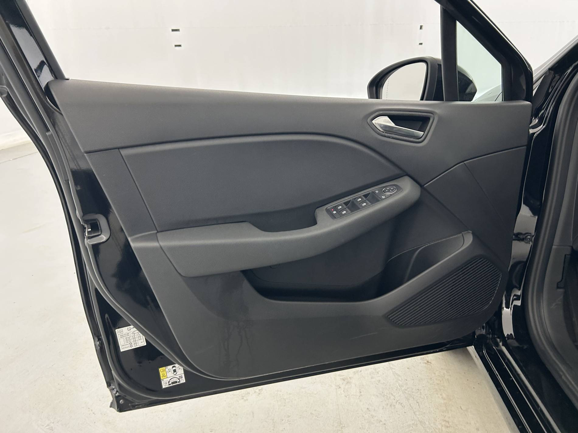 Vente en ligne Renault Clio 5 Clio TCe 90 X-Tronic au prix de 15 990 €