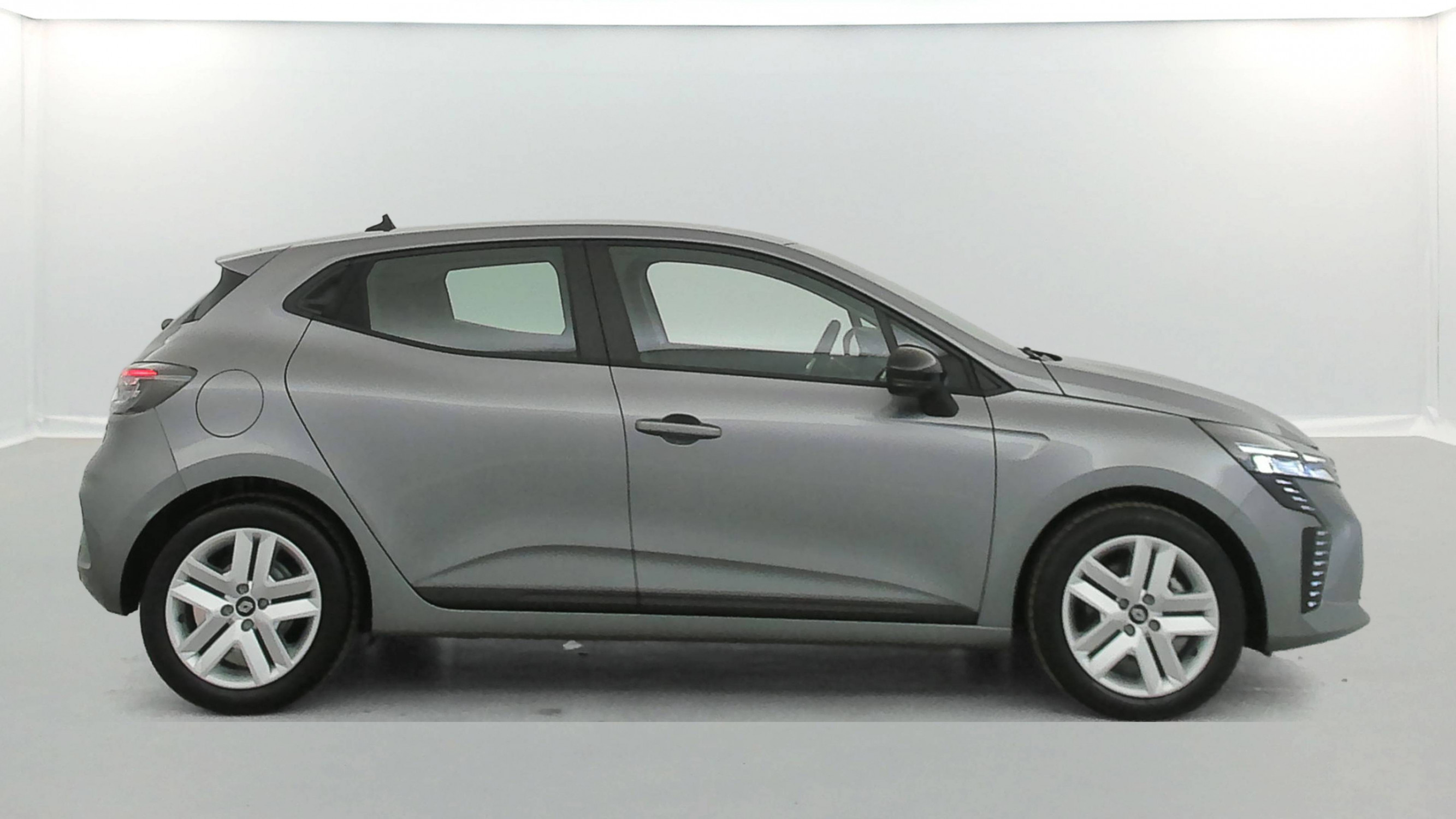 Vente en ligne Renault Clio 5 Clio E-Tech full hybrid 145 ch GSR2 au prix de 19 990 €