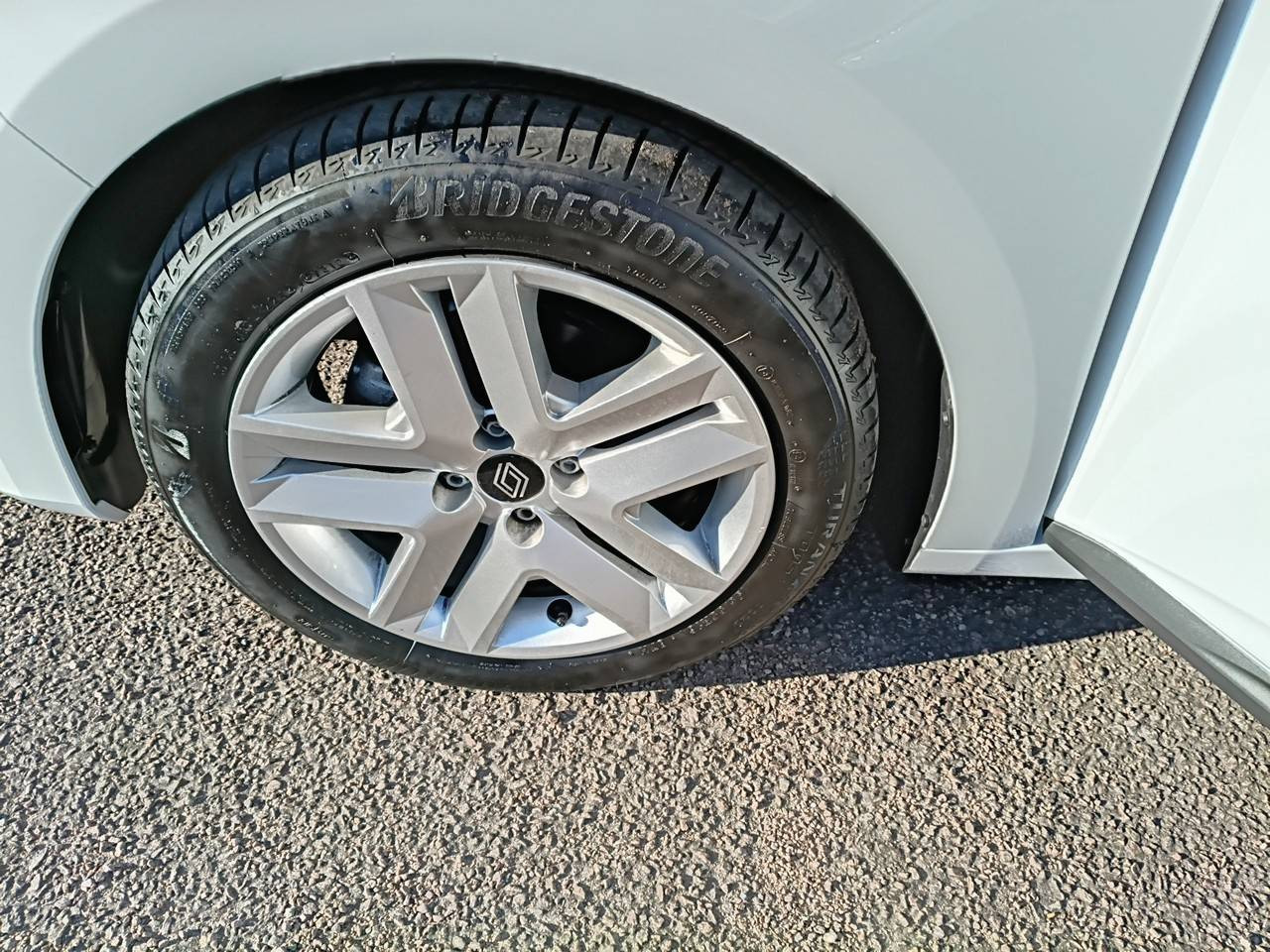 Vente en ligne Renault Clio 5 Clio TCe 90 ch GSR2 au prix de 16 480 €