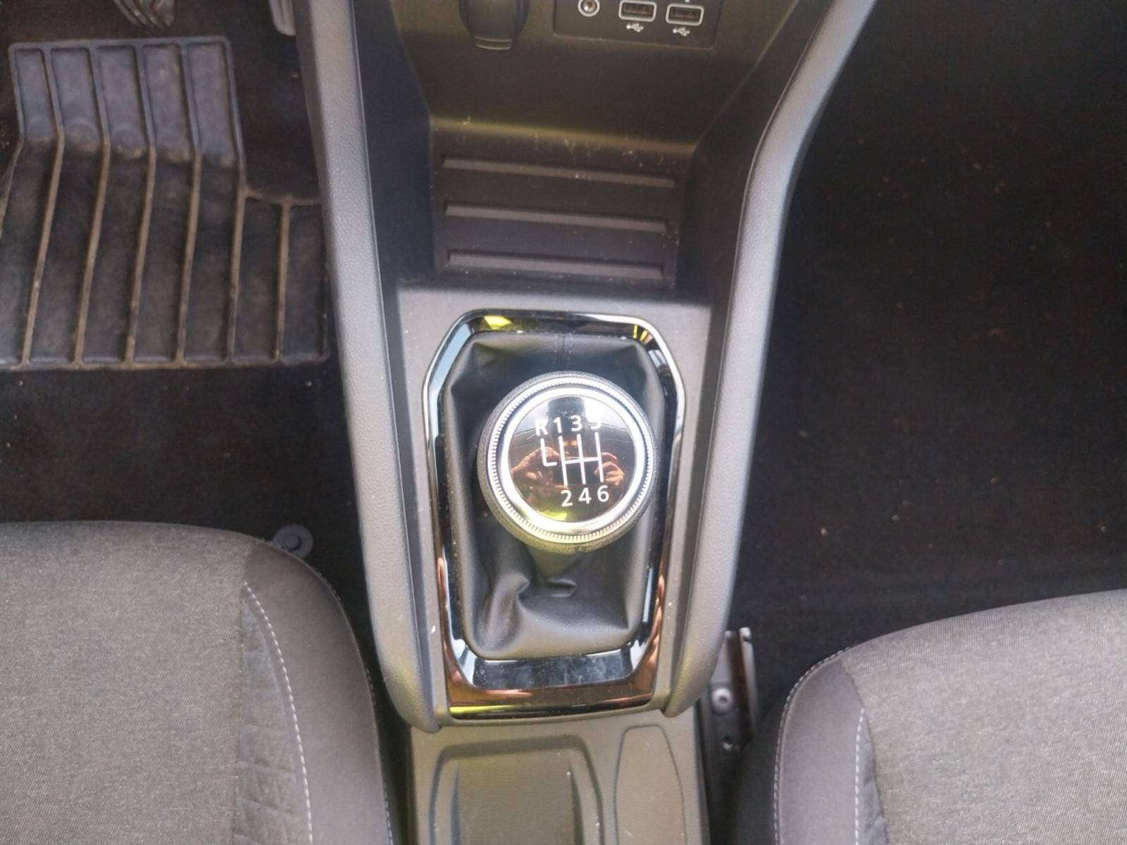 Vente en ligne Renault Clio 5 Clio TCe 90 au prix de 14 890 €