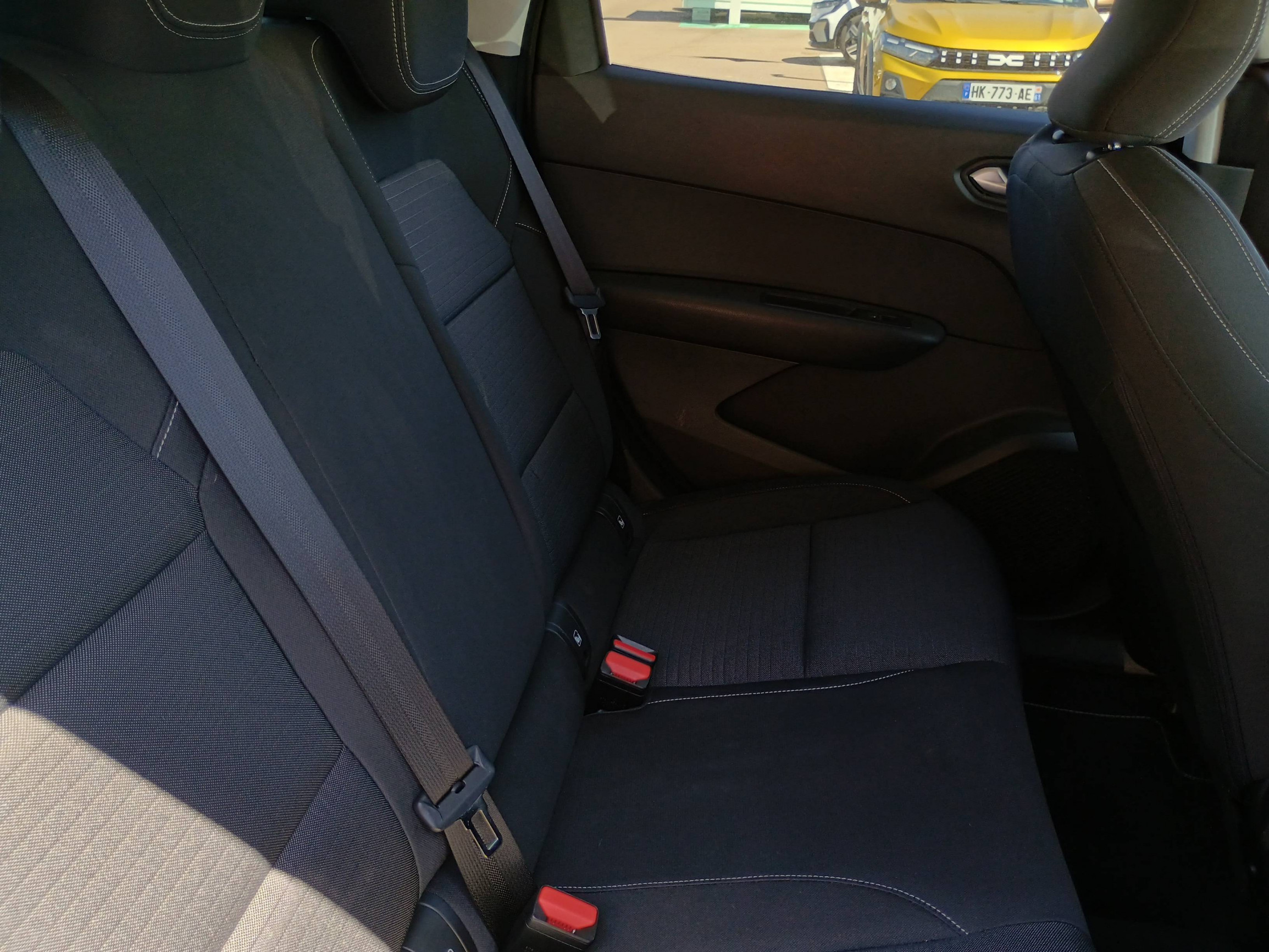Vente en ligne Renault Arkana  E-Tech hybride 145 - 22 au prix de 21 991 €