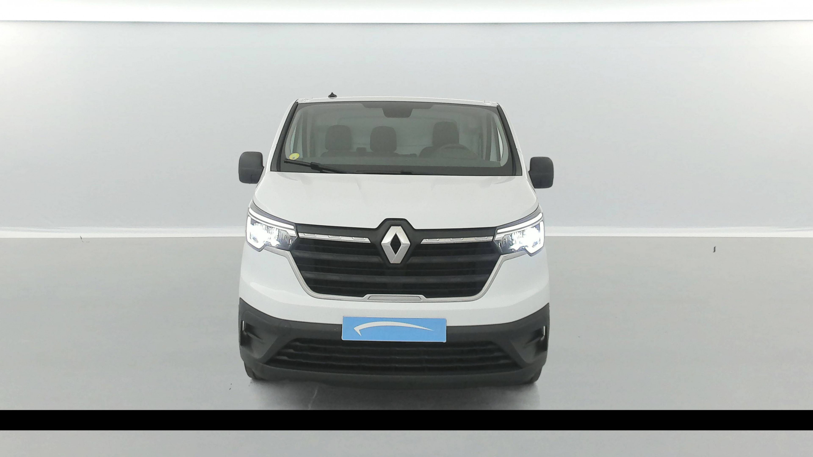 Vente en ligne Renault Trafic 3 Fourgon TRAFIC FG BLUE DCI 130 L1H1 3T GSR2 au prix de 23 990 €