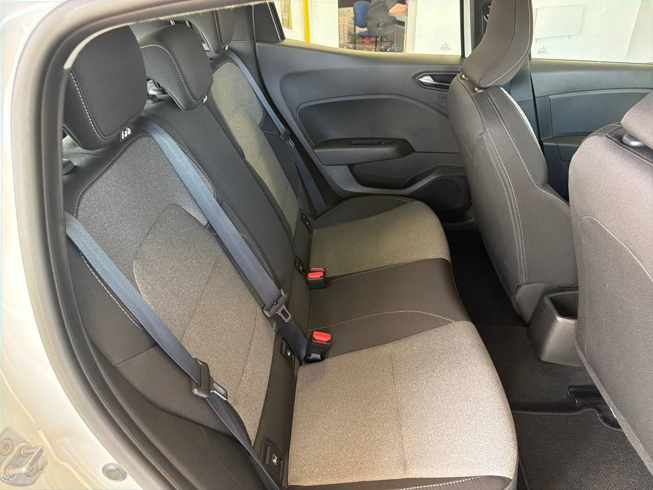 Vente en ligne Renault Clio 5 Clio SCe 65 ch GSR2 au prix de 14 780 €