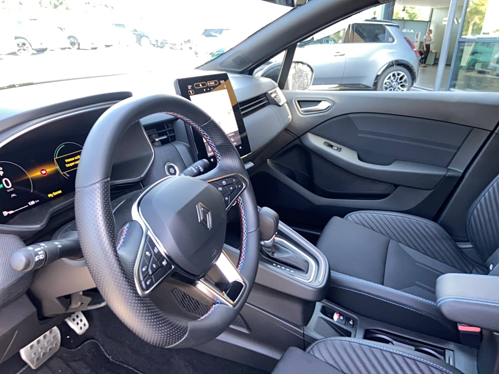 Vente en ligne Renault Clio 5 Clio E-Tech full hybrid 145 ch GSR2 au prix de 21 990 €