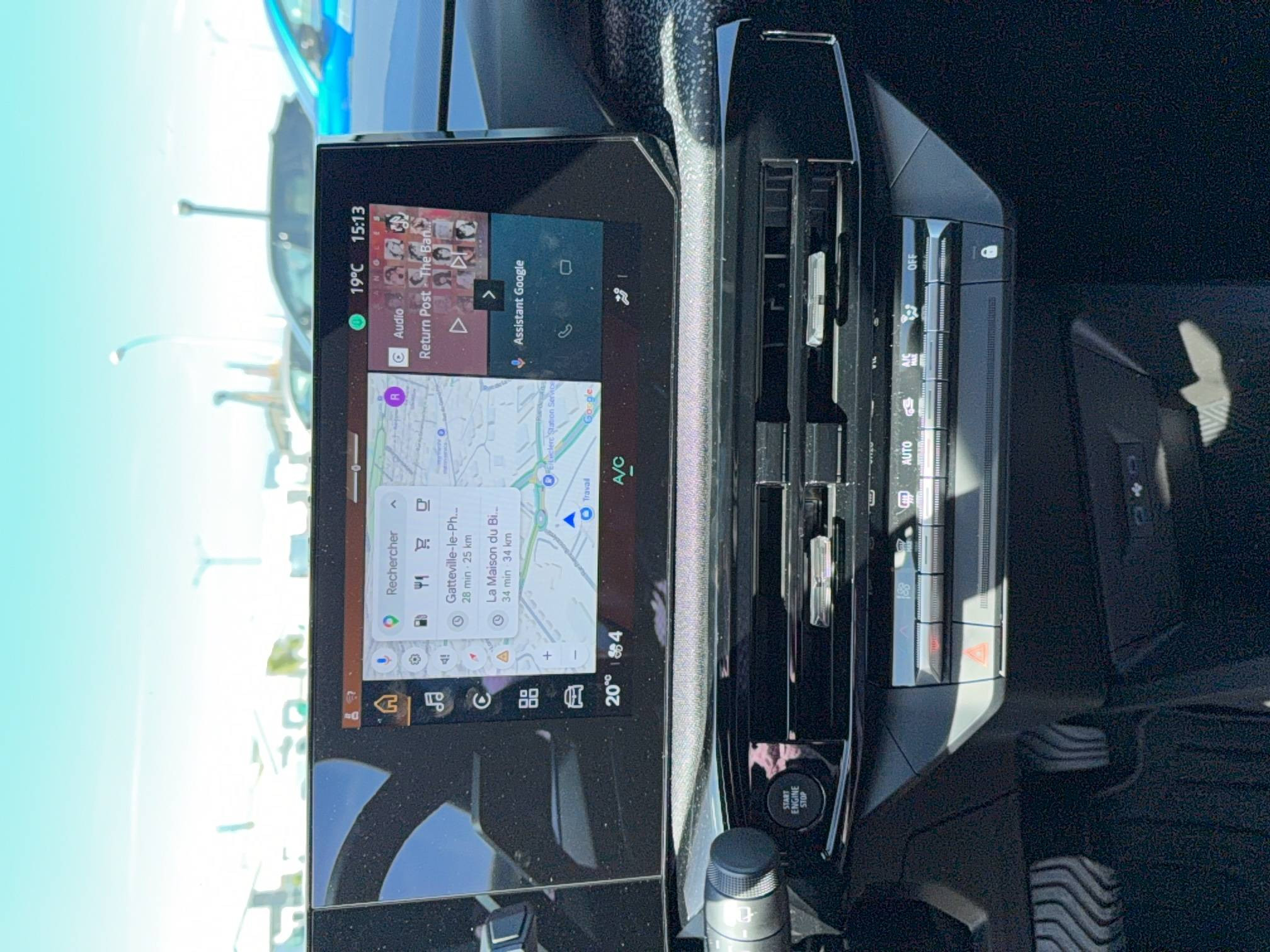 Vente en ligne Renault Clio 6 Clio E-Tech full hybrid 160 ch au prix de 25 500 €