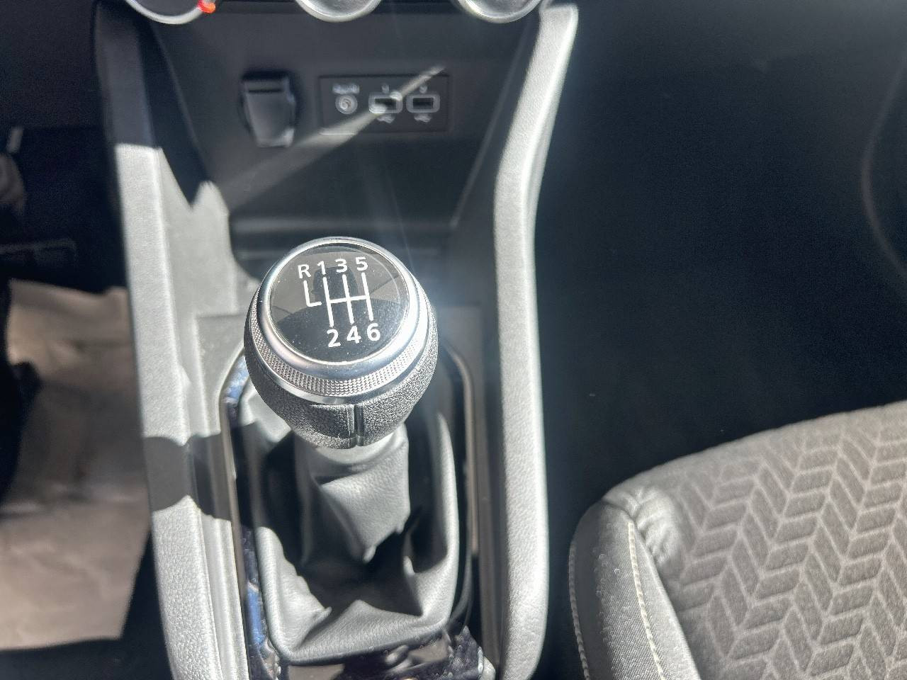 Vente en ligne Renault Clio 5 Clio TCe 90 - 21N au prix de 14 990 €