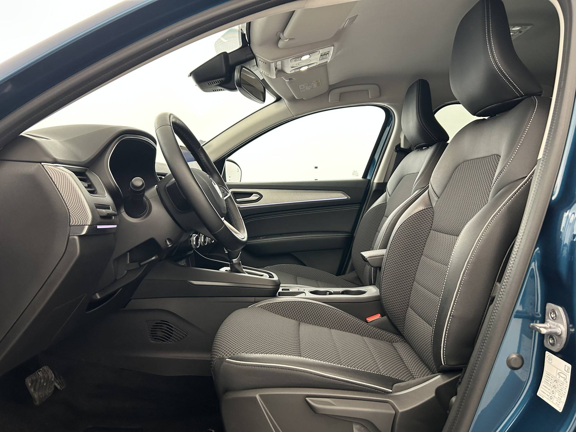 Vente en ligne Renault Arkana  E-Tech 145 - 21B au prix de 20 990 €