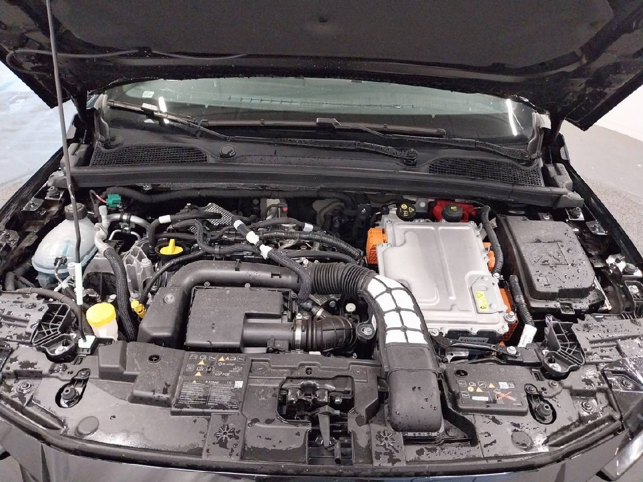 Vente en ligne Renault Clio 6 Clio E-Tech full hybrid 160 ch au prix de 26 100 €
