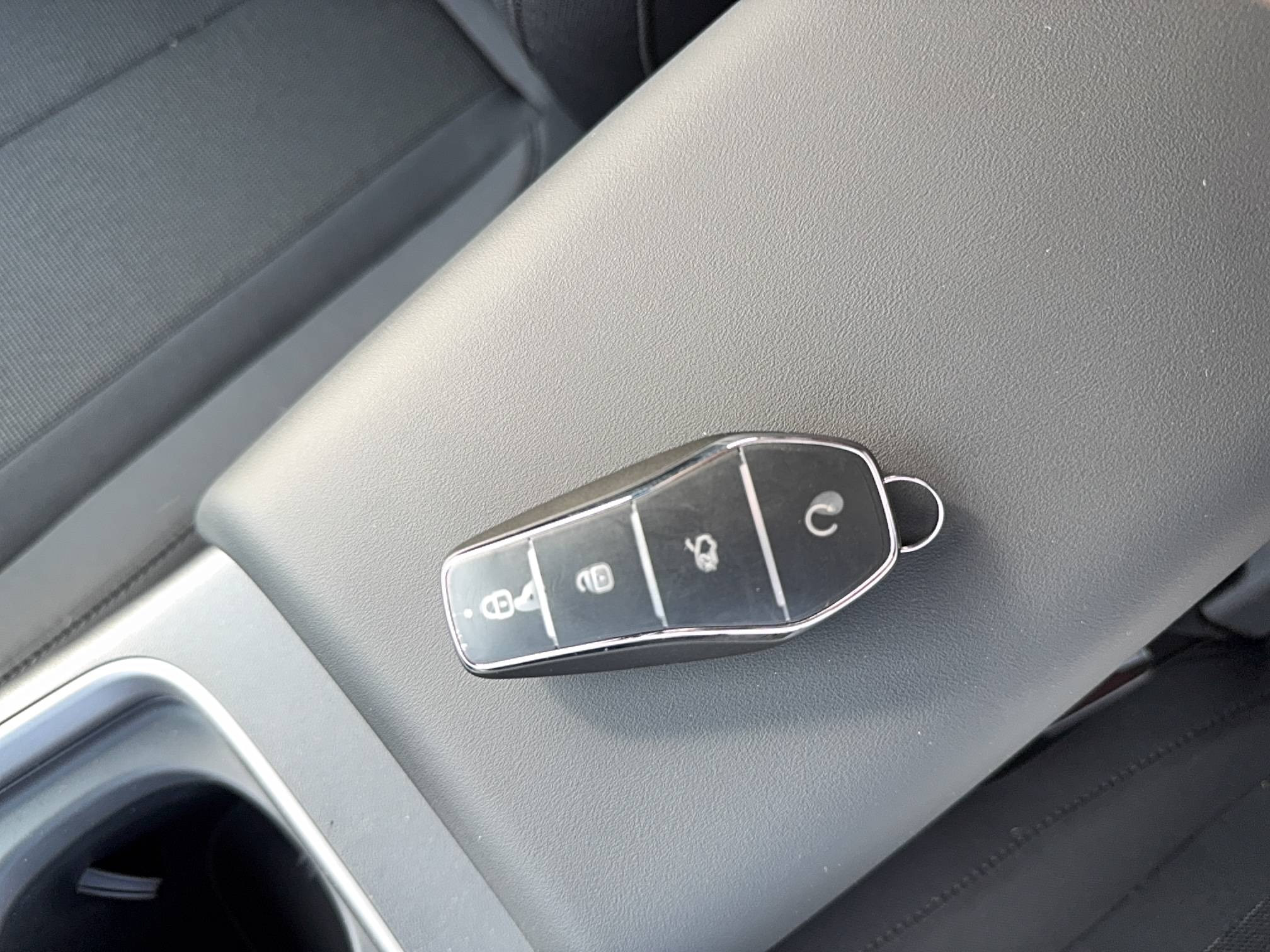 Vente en ligne Byd Dolphin G  1.5 DM-i PHEV 175 ch au prix de 22 590 €