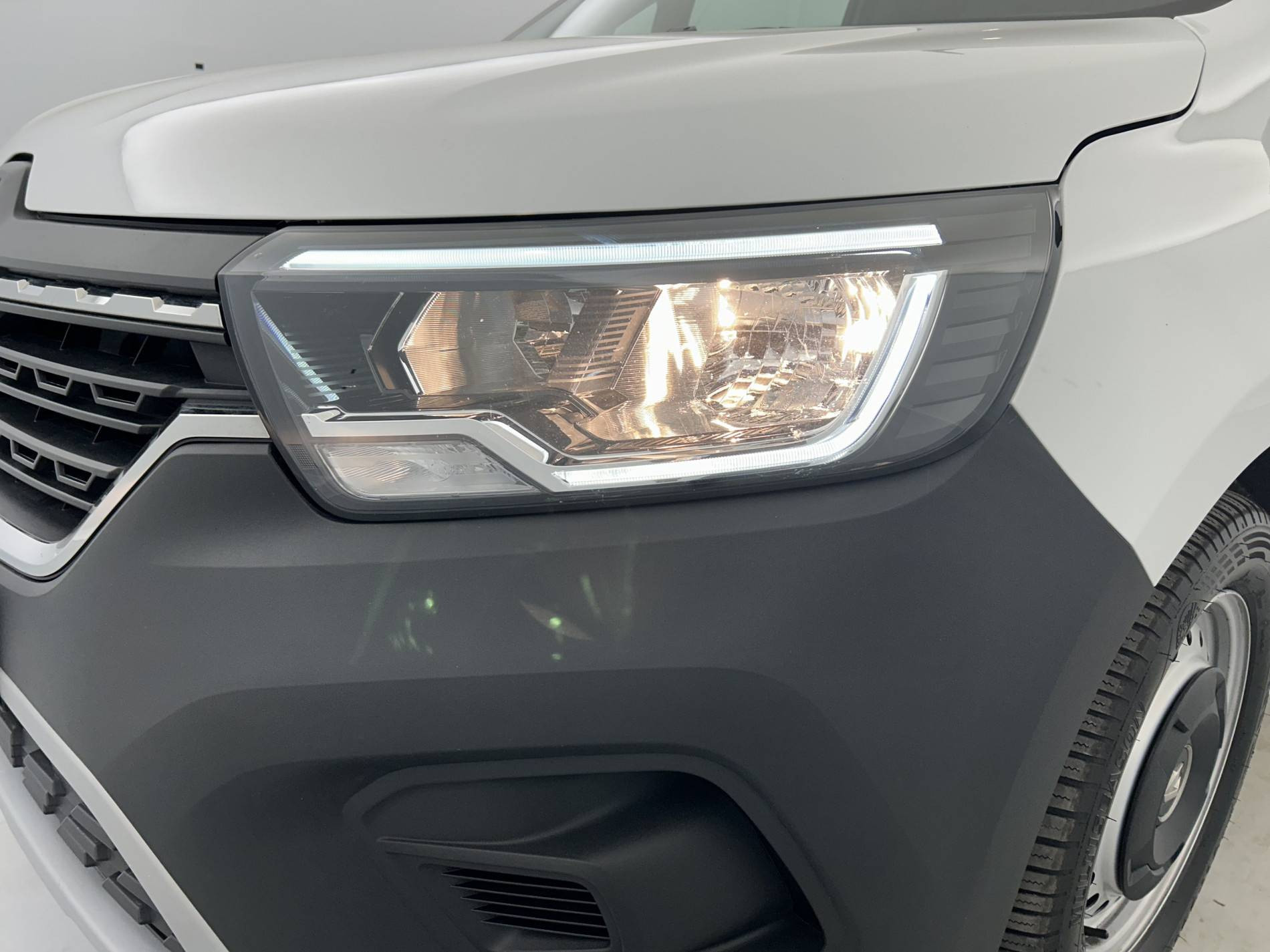 Vente en ligne Renault Kangoo Van  BLUE DCI 95 au prix de 12 990 €