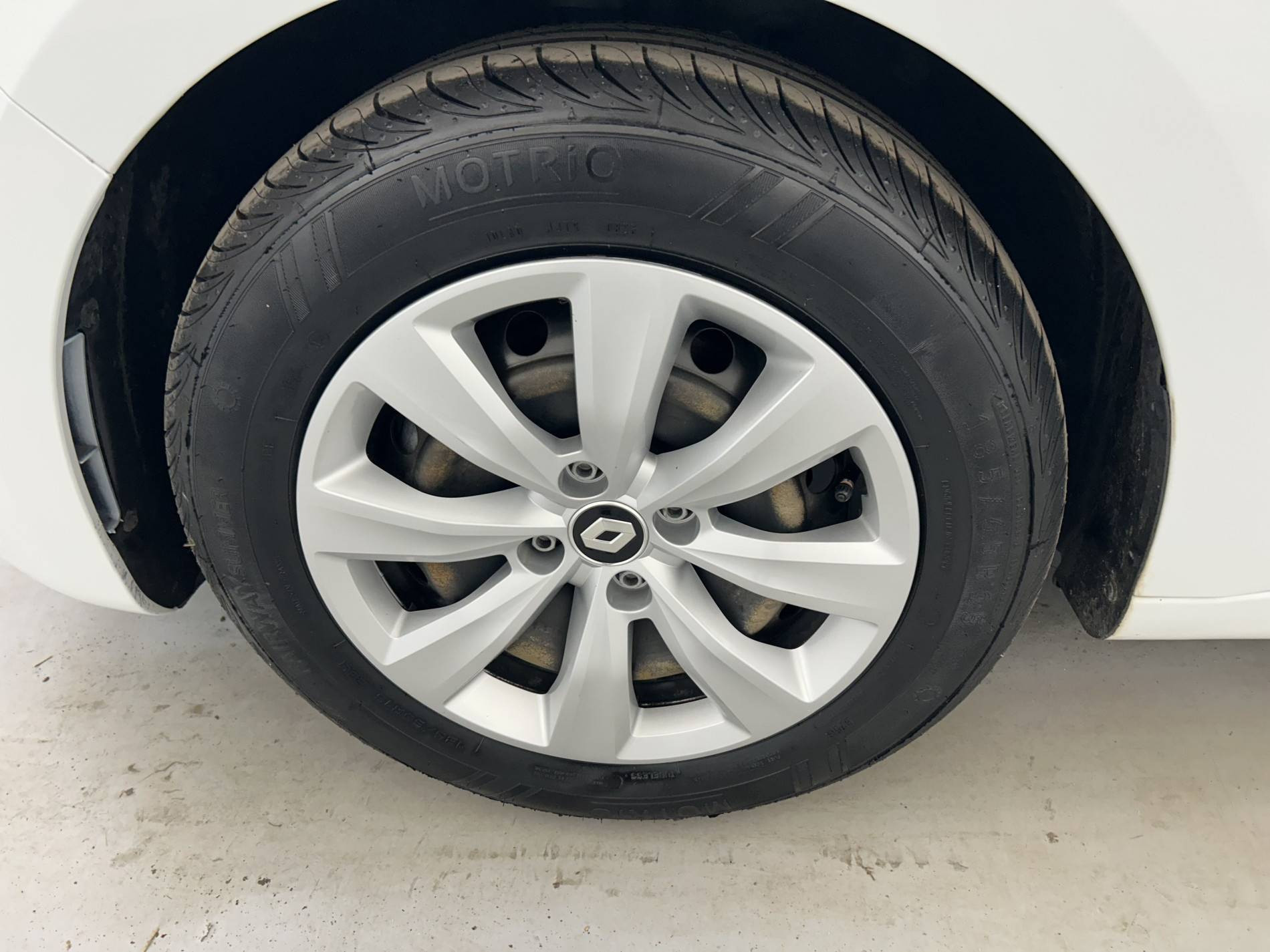 Vente en ligne Renault Clio 5 CLIO SOCIETE BLUE DCI 85 au prix de 12 990 €