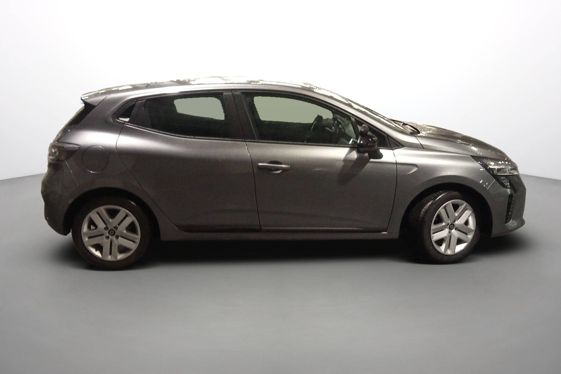 Vente en ligne Renault Clio 5 Clio E-Tech full hybrid 145 ch GSR2 au prix de 18 490 €