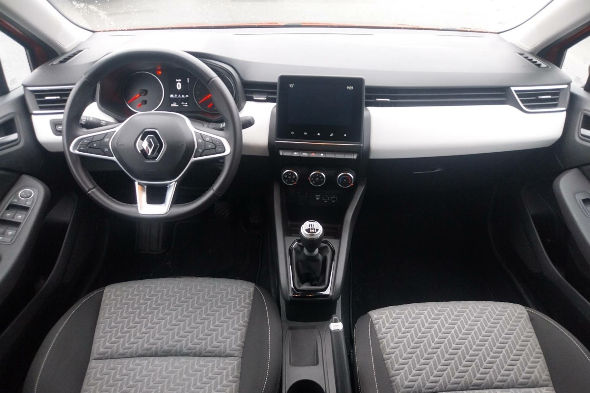 Vente en ligne Renault Clio 5 Clio TCe 90 au prix de 14 490 €