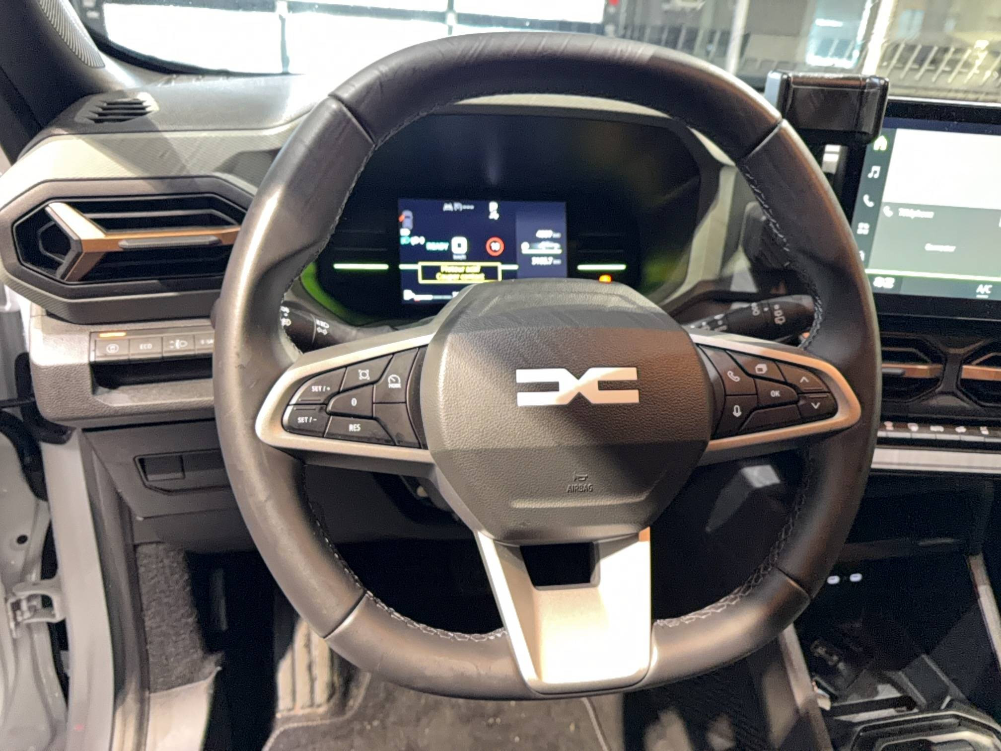 Vente en ligne Dacia Duster  Hybrid 140 au prix de 28 990 €