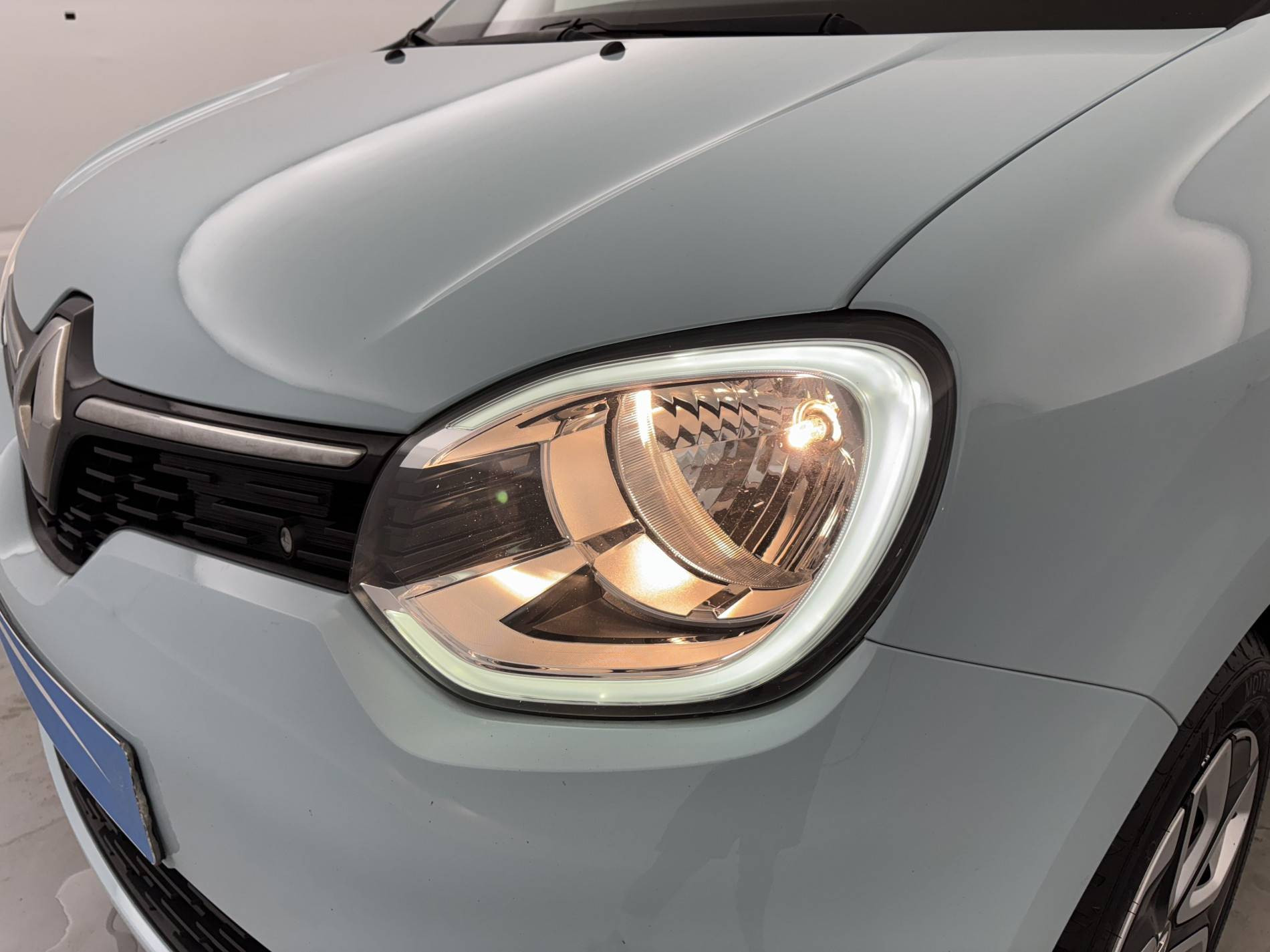 Vente en ligne Renault Twingo Electrique Twingo III E-Tech au prix de 12 990 €