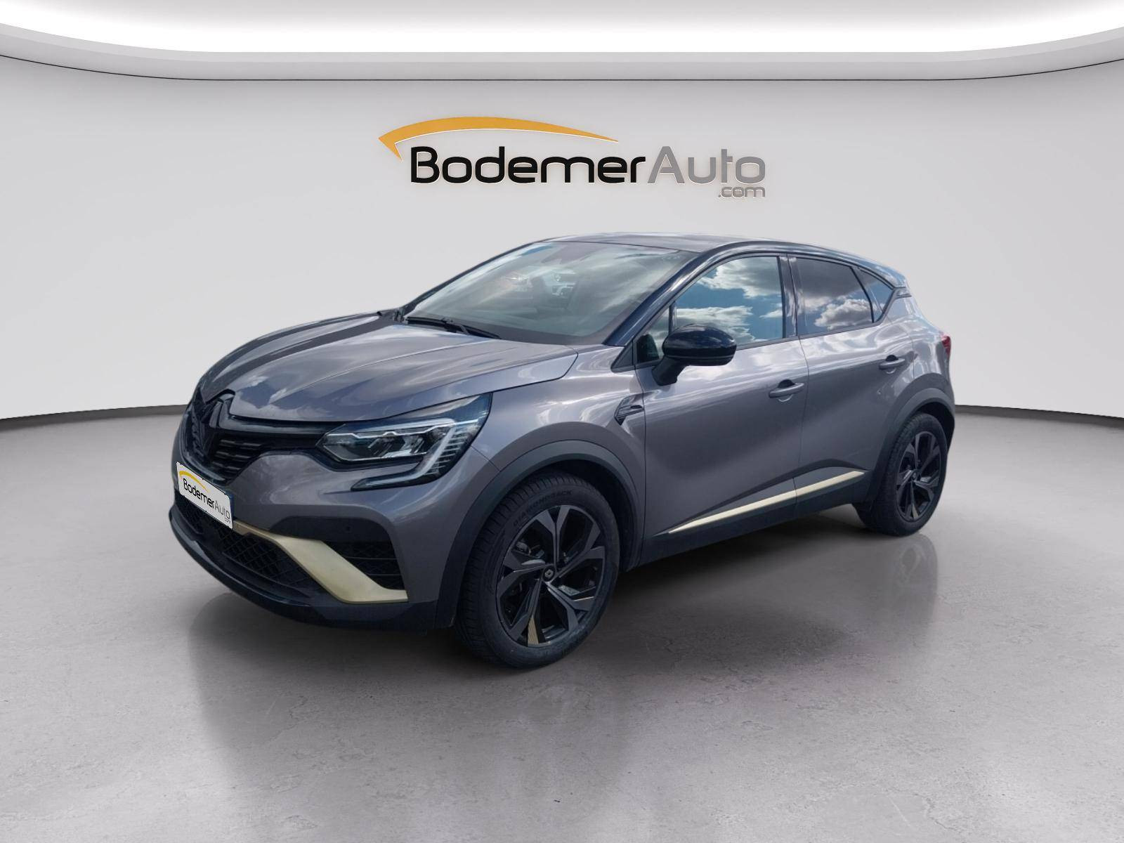Renault Captur  E-Tech full hybrid 145 occasion de 2022 en vente à Lannion