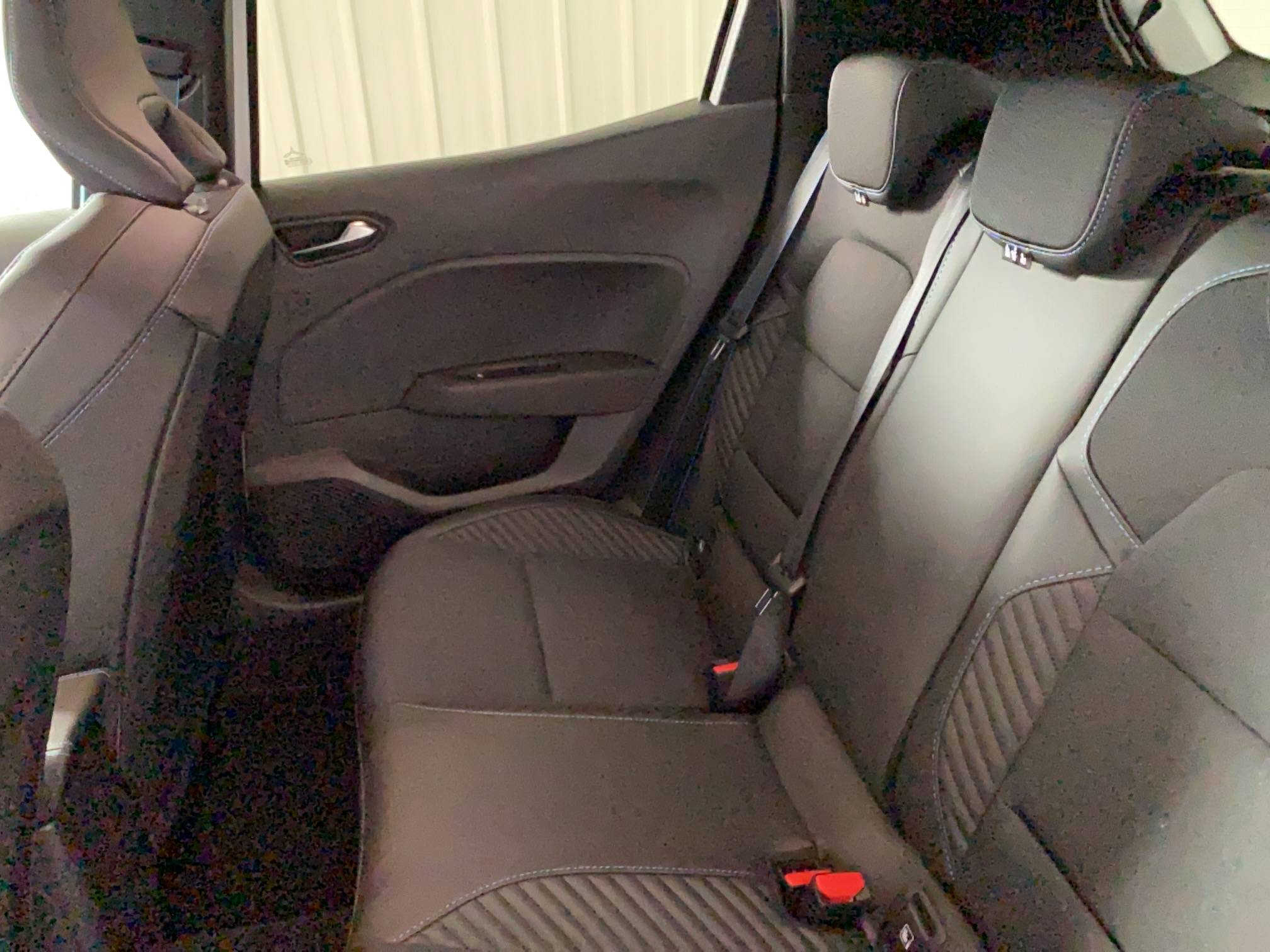 Vente en ligne Renault Clio 5 Clio TCe 90 GSR2 au prix de 23 490 €