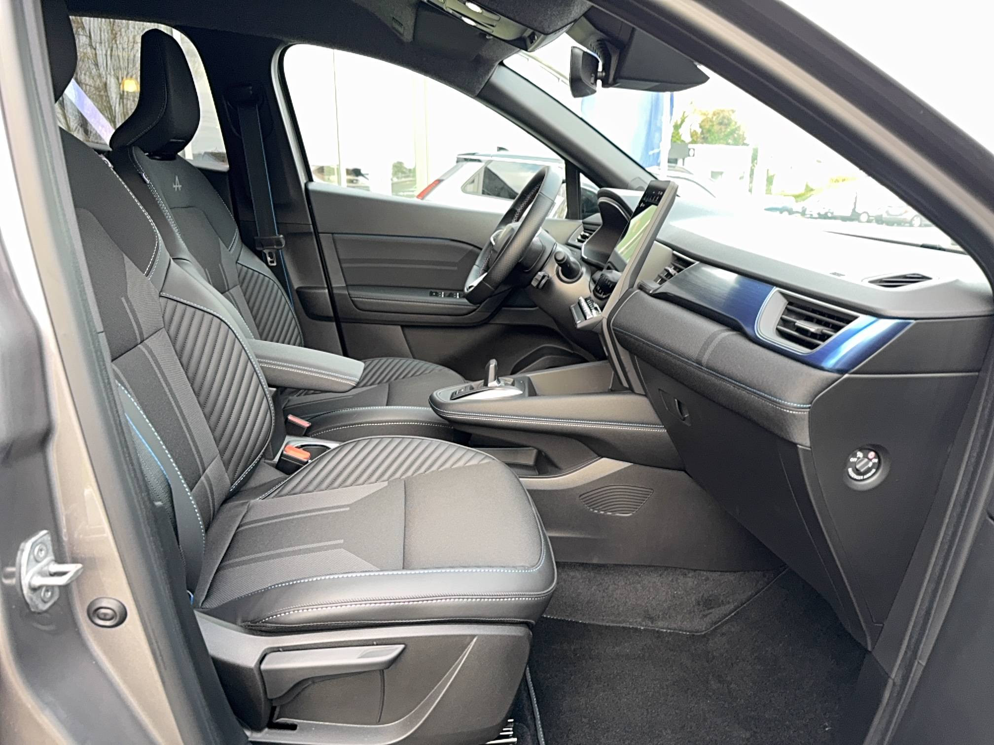 Vente en ligne Renault Captur  E-Tech full hybrid 160 ch au prix de 31 490 €