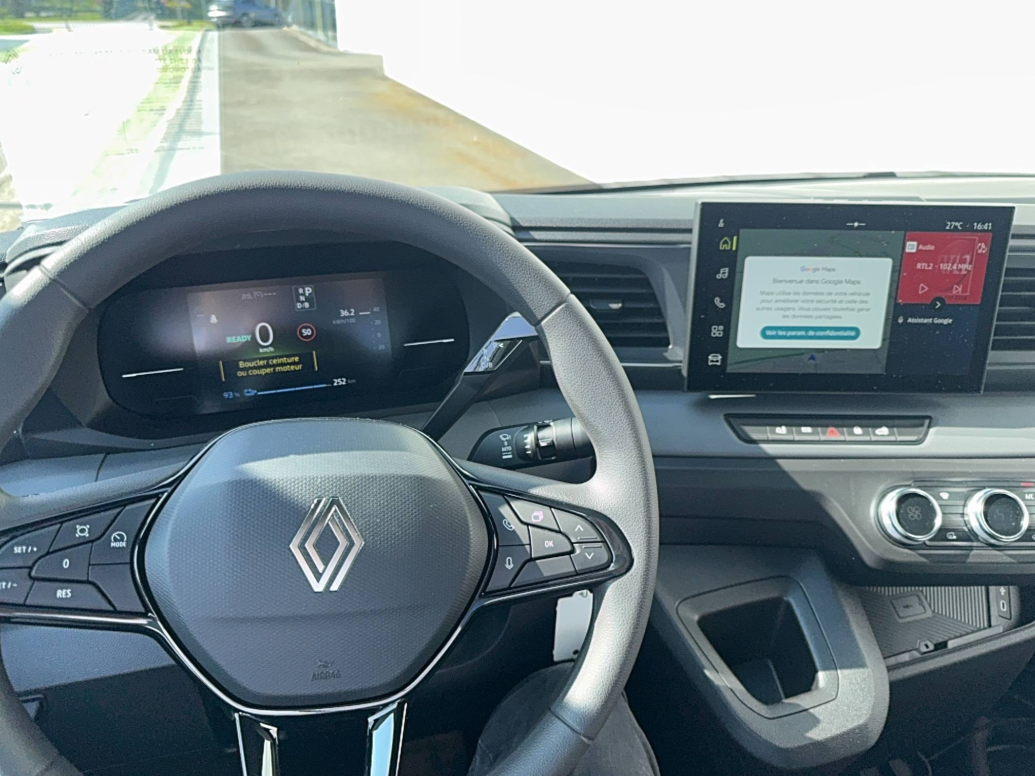 Renault Master E-Tech MASTER ELECTRIQUE FGN L2H2 3T5 GRANDE AUTONOMIE occasion de 2025 en vente à Pontivy