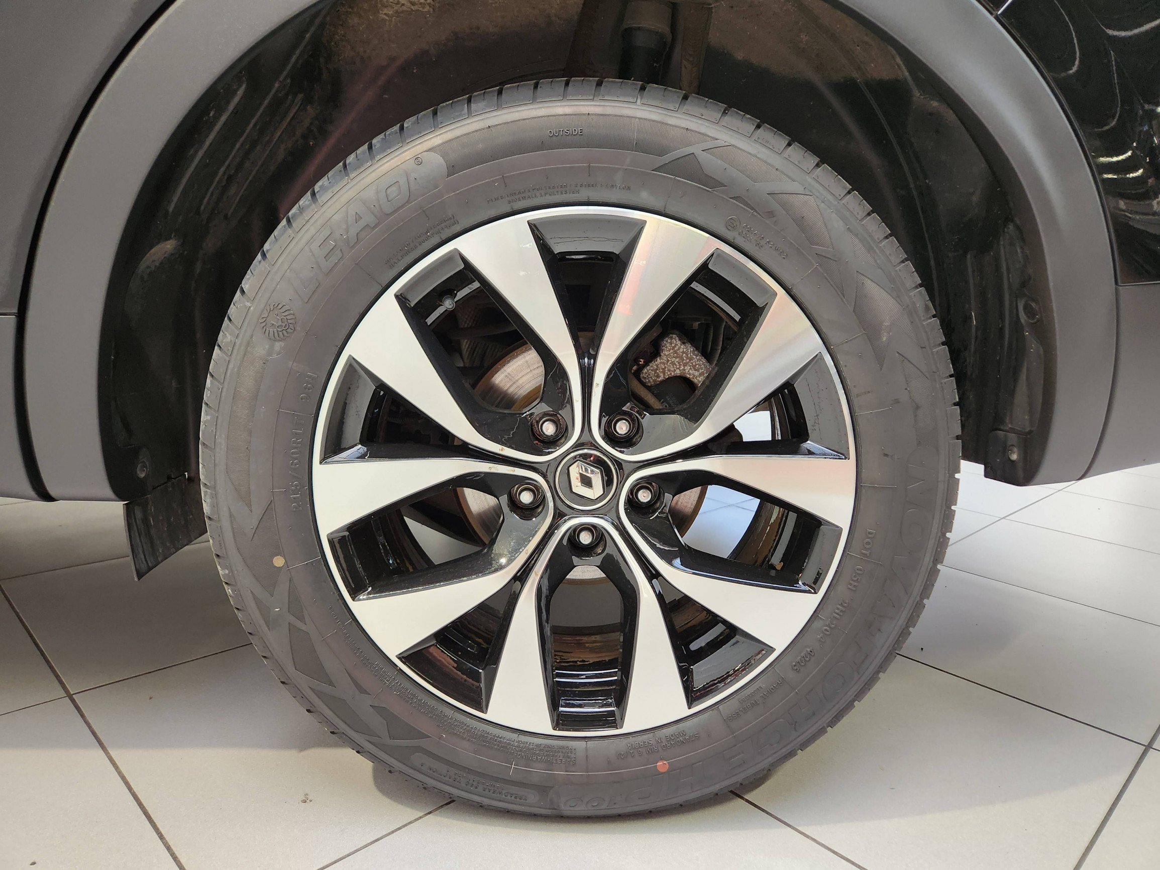 Vente en ligne Renault Arkana  E-Tech hybride 145 - 22 au prix de 19 999 €