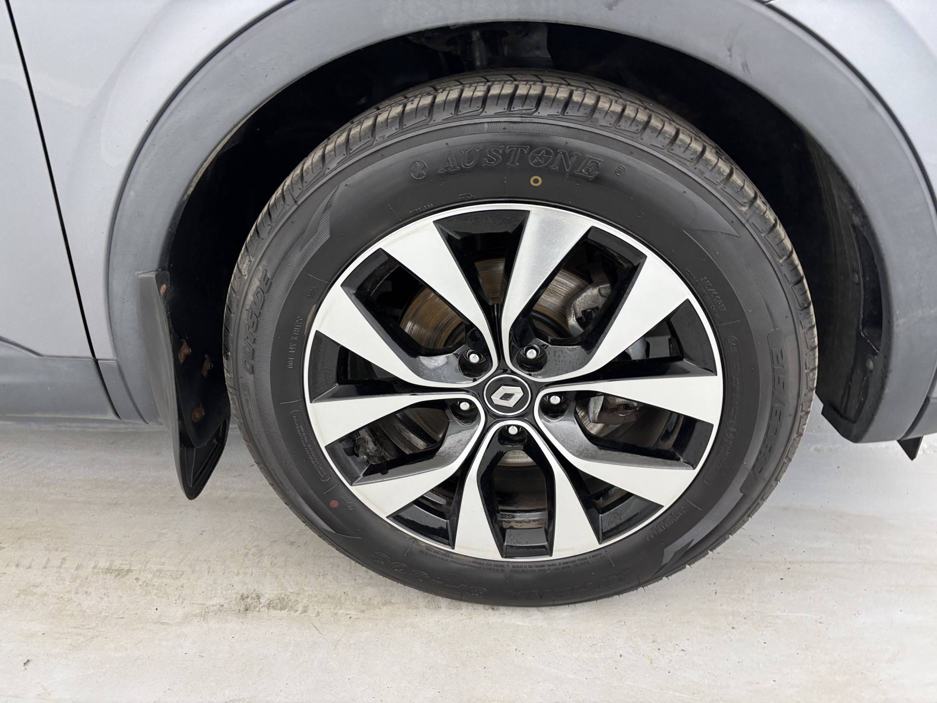 Vente en ligne Renault Arkana  E-Tech hybride 145 - 22 au prix de 18 990 €