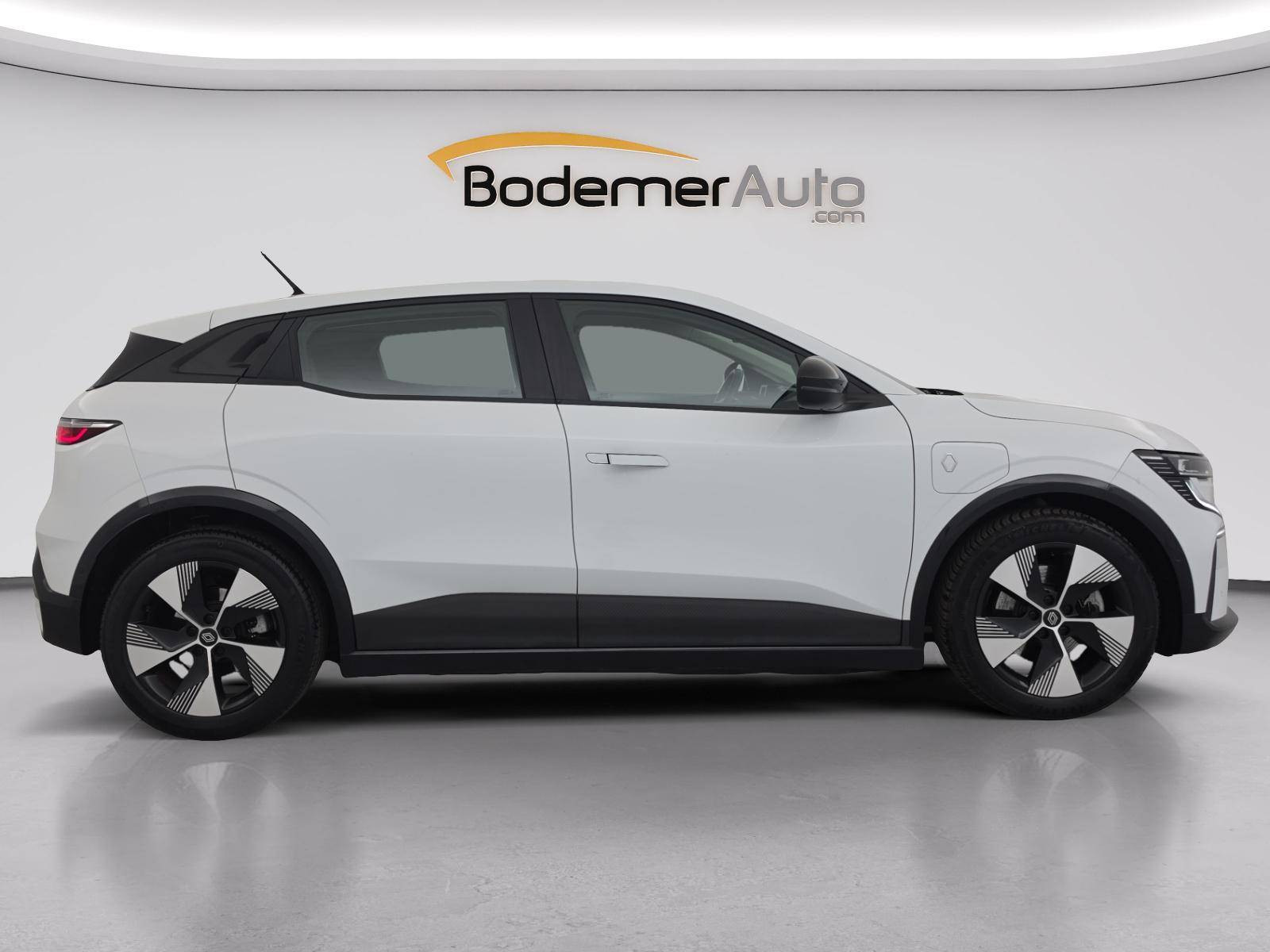 Vente en ligne Renault Megane E-Tech  EV40 130ch standard charge au prix de 20 290 €