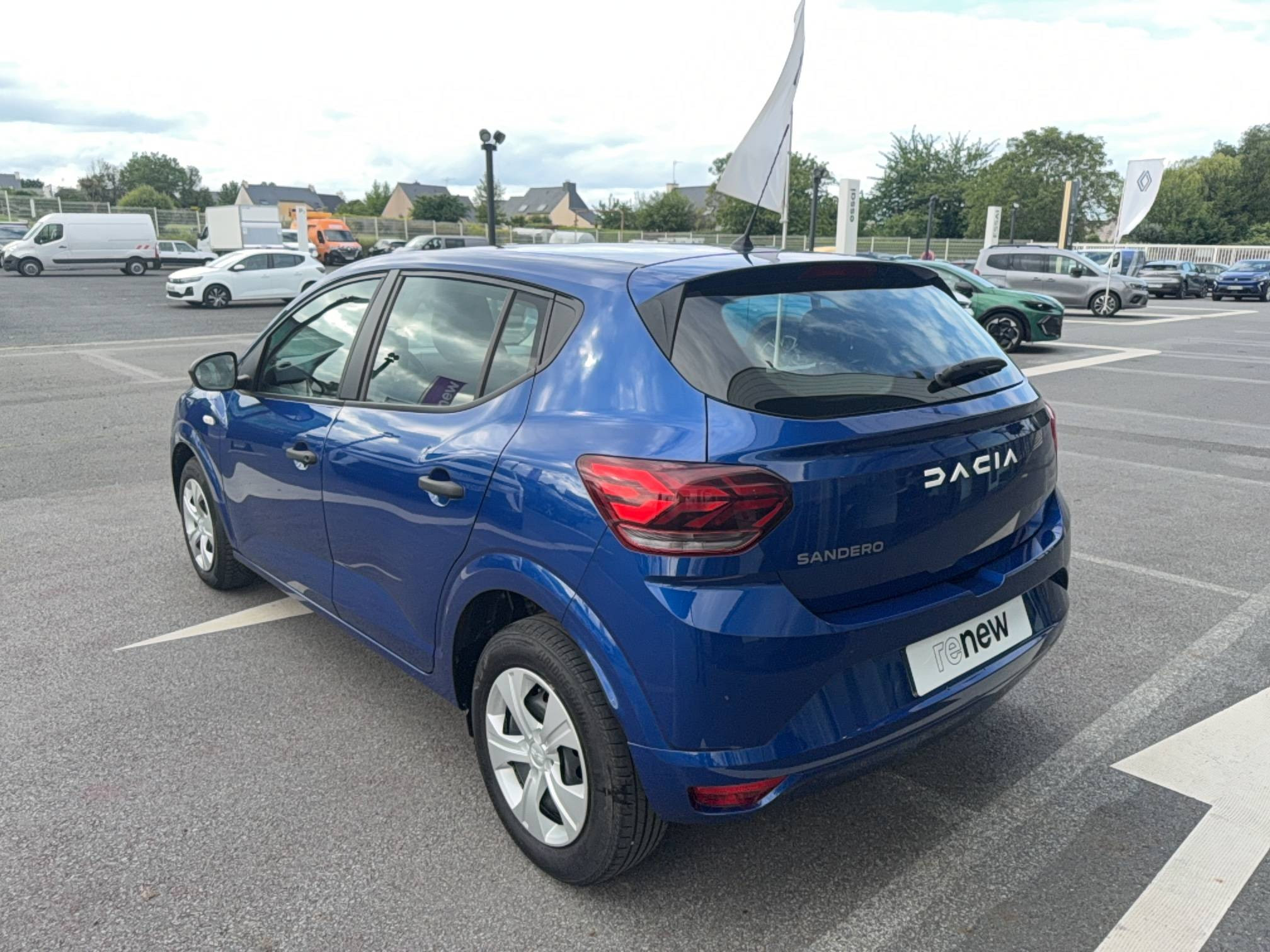 Vente en ligne Dacia Sandero  ECO-G 100 au prix de 11 490 €