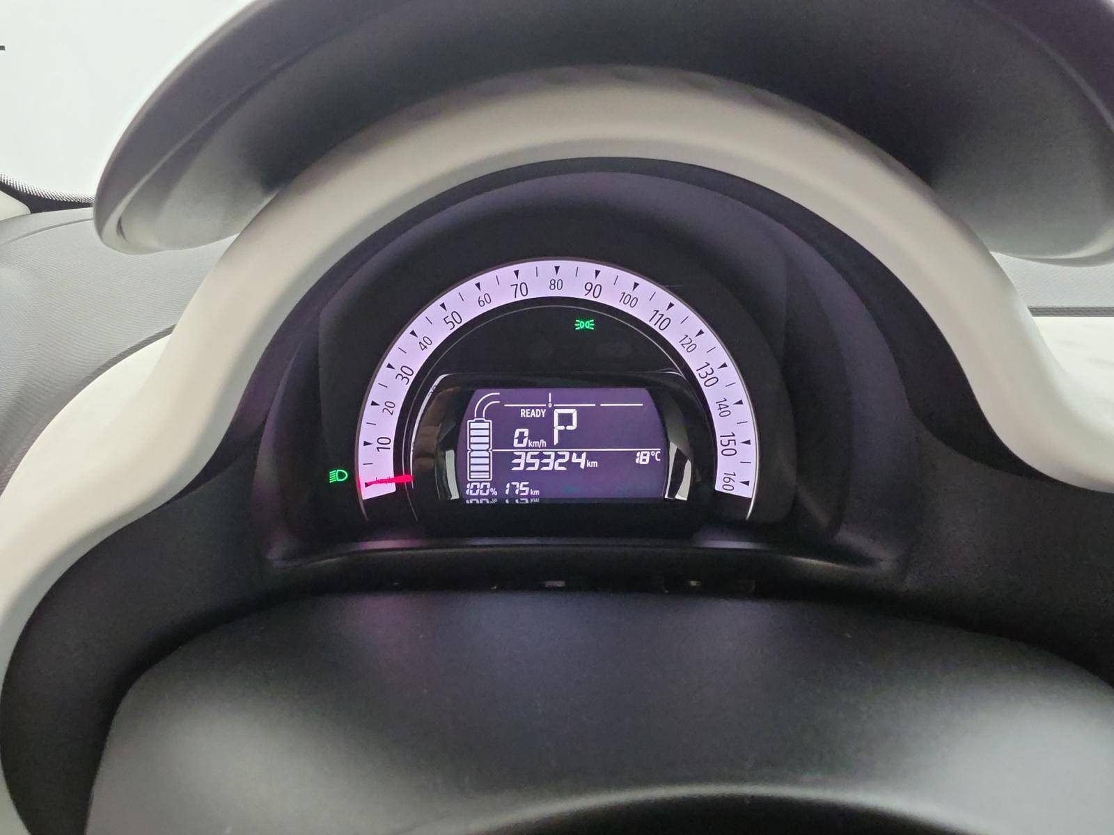 Vente en ligne Renault Twingo Electrique Twingo III E-Tech au prix de 11 990 €