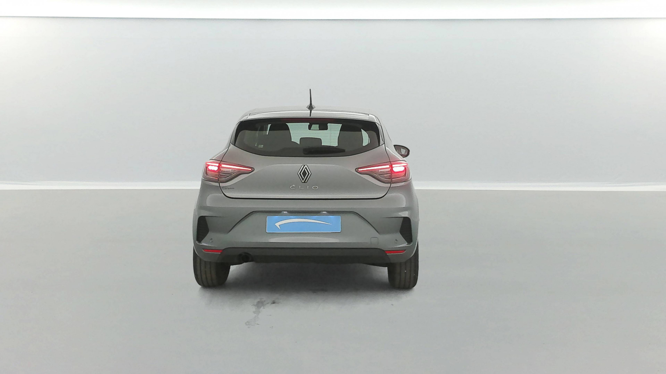 Vente en ligne Renault Clio 5 Clio Blue dCi 100 ch GSR2 au prix de 19 490 €