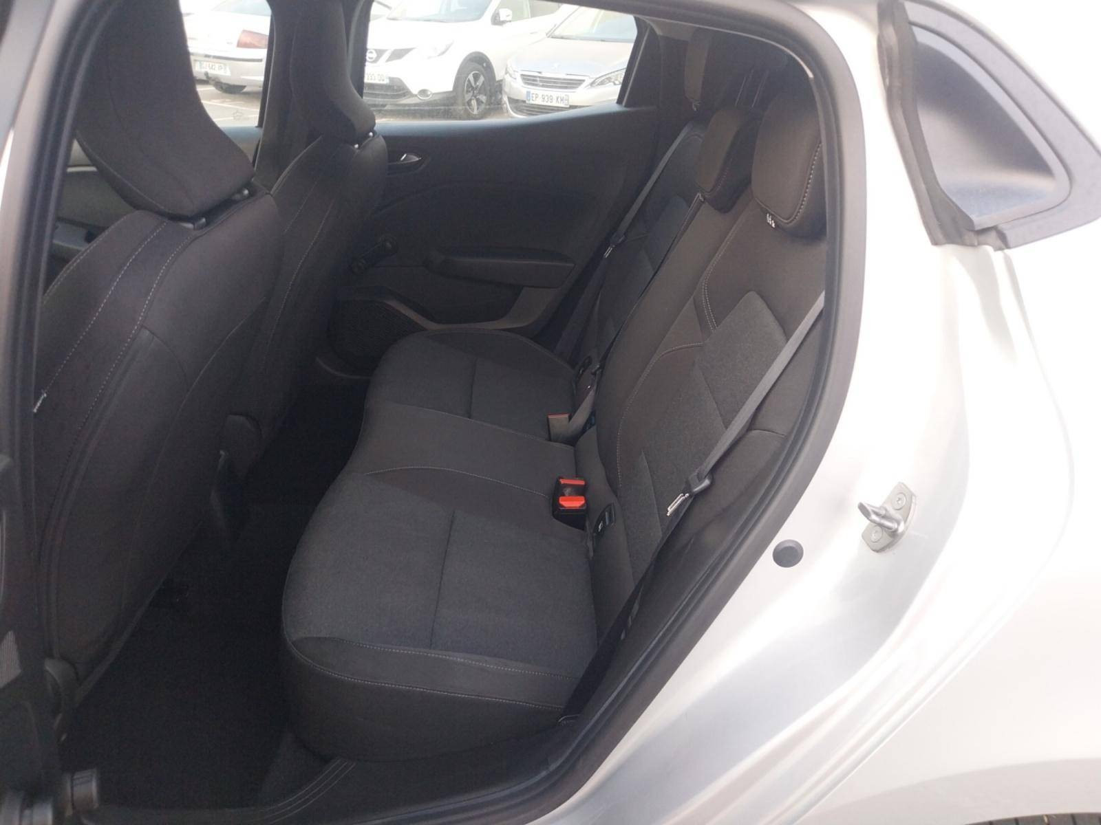 Vente en ligne Renault Clio 5 Clio TCe 90 au prix de 13 690 €