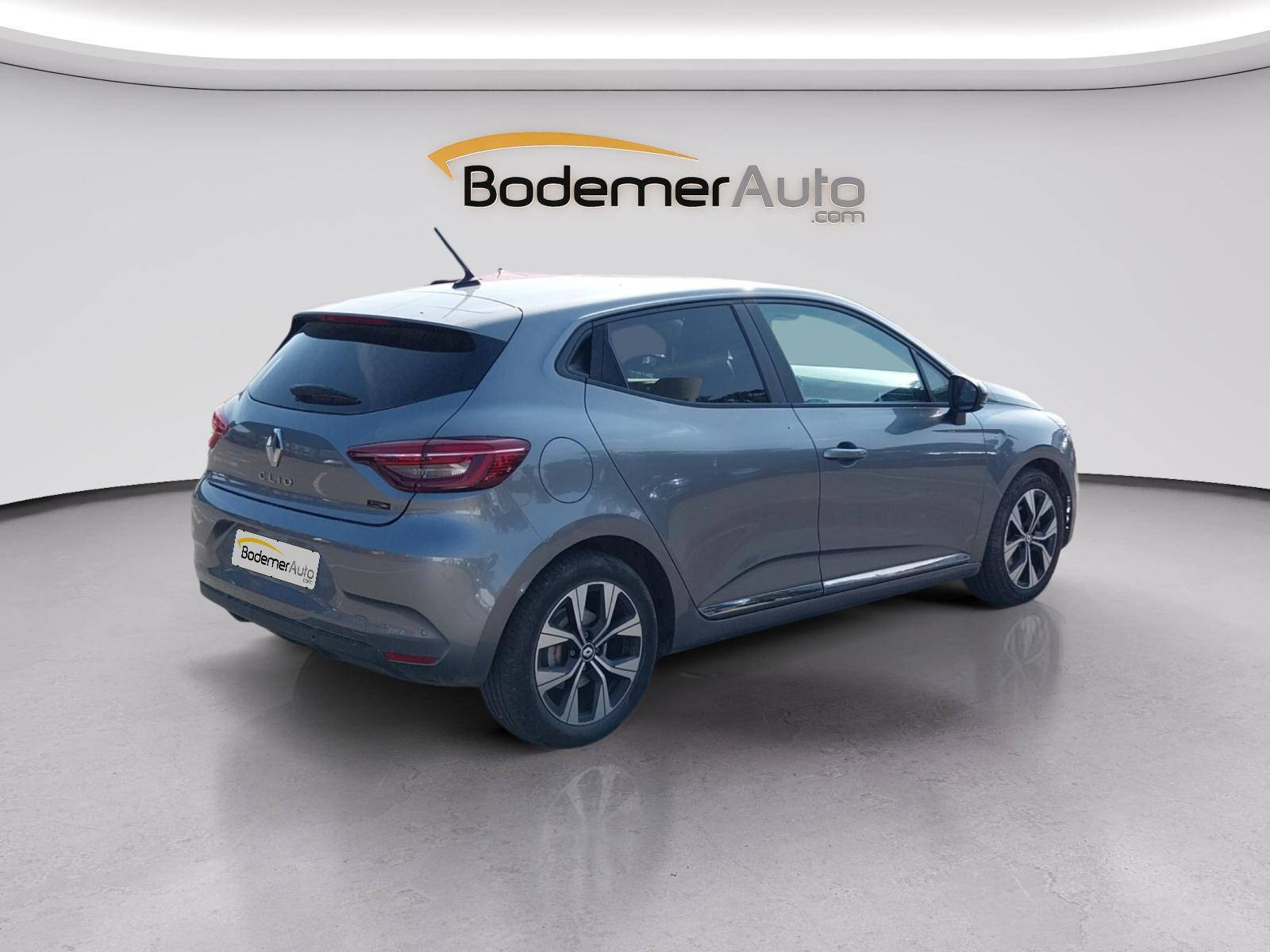 Vente en ligne Renault Clio 5 Clio E-Tech full hybrid 145 au prix de 17 490 €
