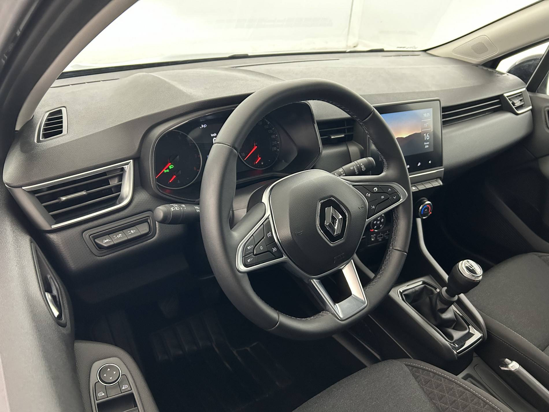 Vente en ligne Renault Clio 5 Clio TCe 90 au prix de 15 290 €