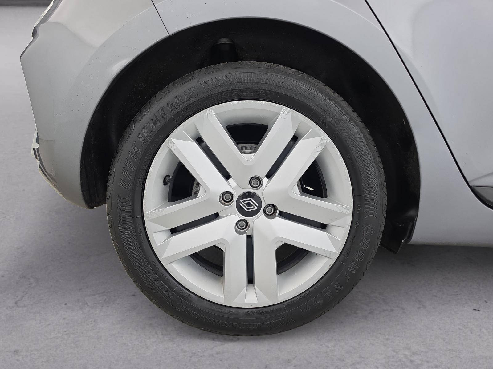 Vente en ligne Renault Clio 5 Clio Blue dCi 100 ch GSR2 au prix de 15 990 €