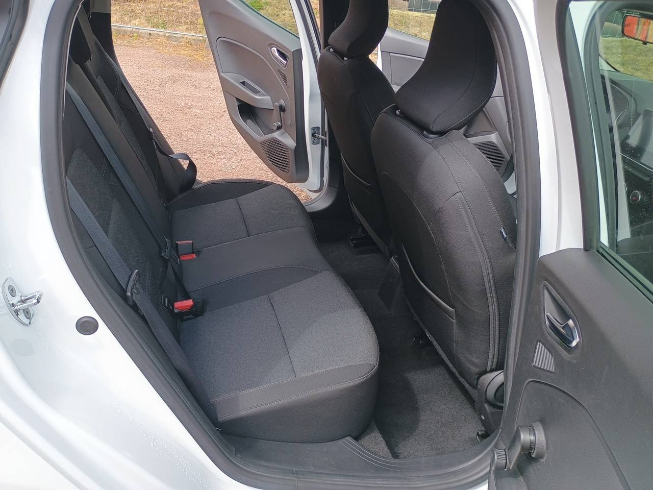 Vente en ligne Renault Clio 5 Clio TCe 90 - 21N au prix de 12 990 €