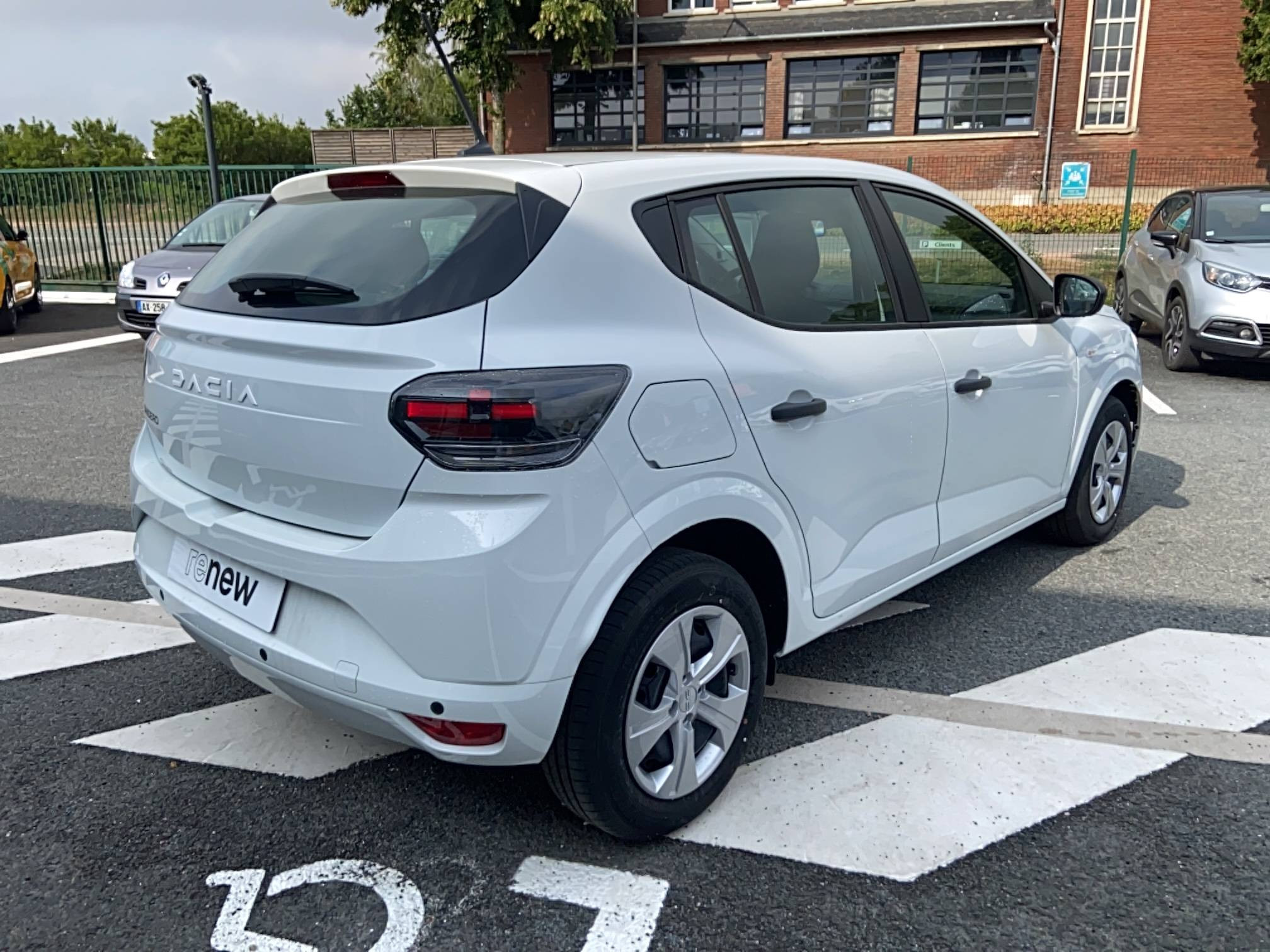 Vente en ligne Dacia Sandero  SCe 65 au prix de 13 500 €