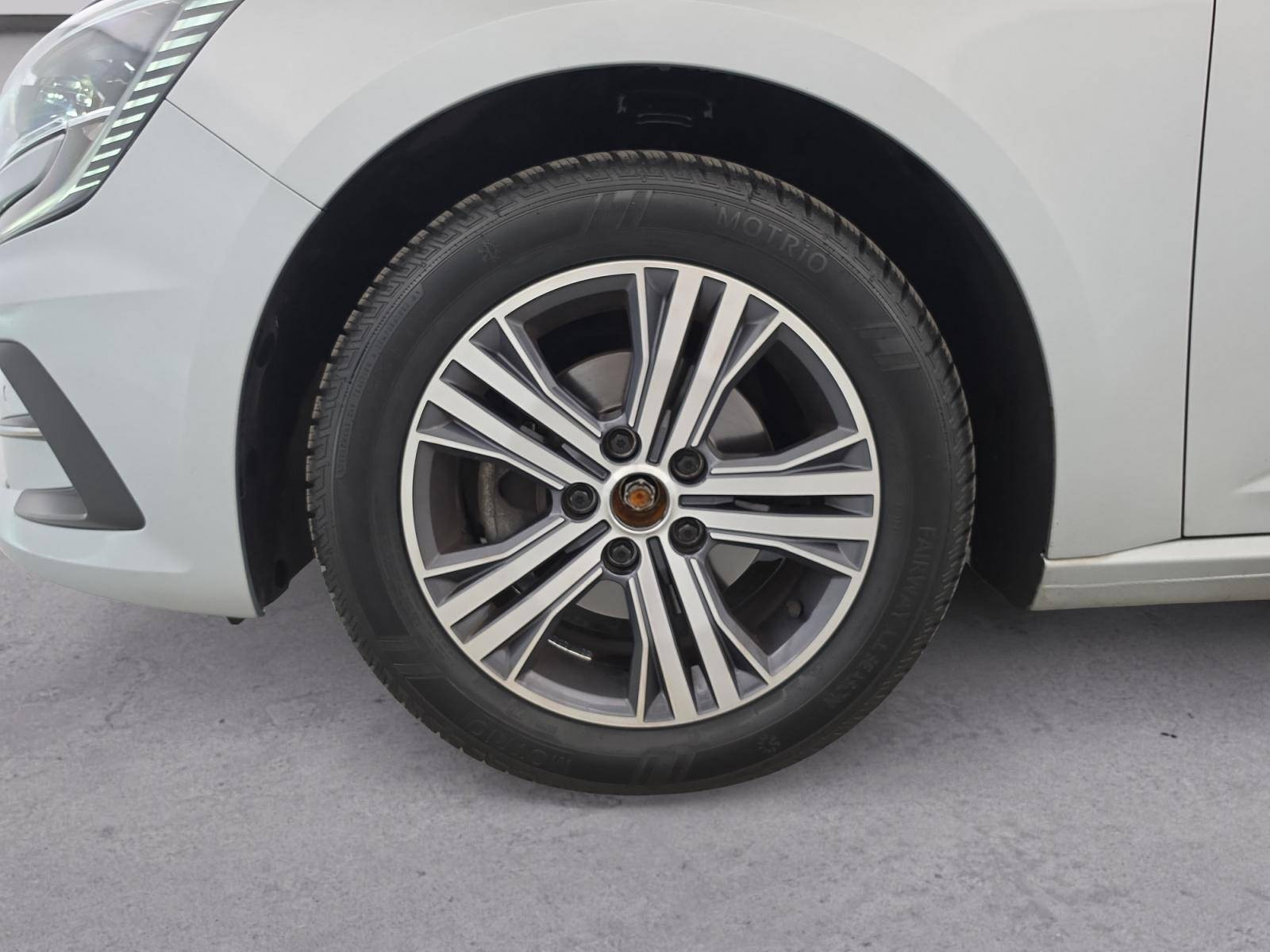 Vente en ligne Renault Megane 4  TCe 140 au prix de 16 490 €