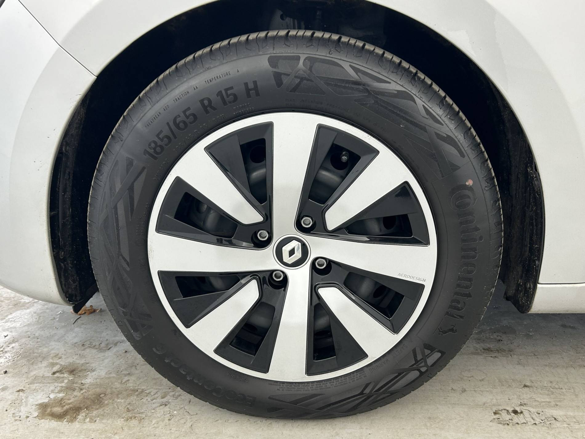 Vente en ligne Renault Clio 5 Clio TCe 90 au prix de 14 690 €