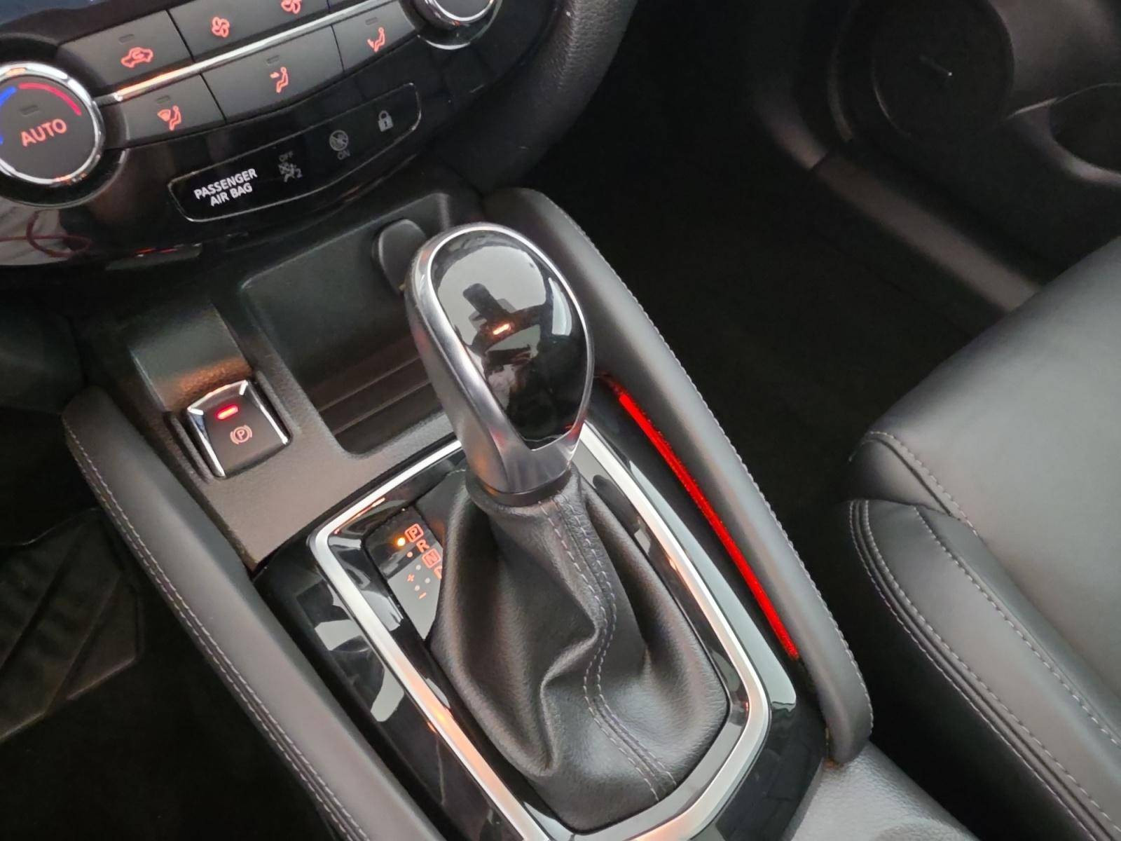 Vente en ligne Nissan Qashqai Qashqai 1.5 dCi 115 DCT au prix de 16 590 €