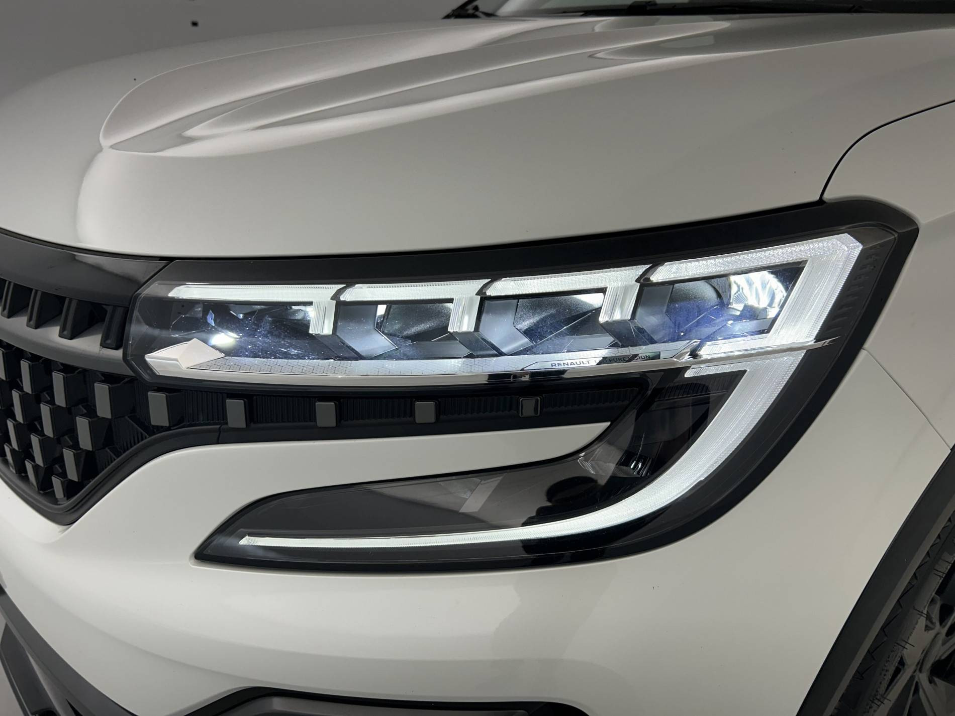 Vente en ligne Renault Austral  E-Tech hybrid 200 au prix de 32 991 €