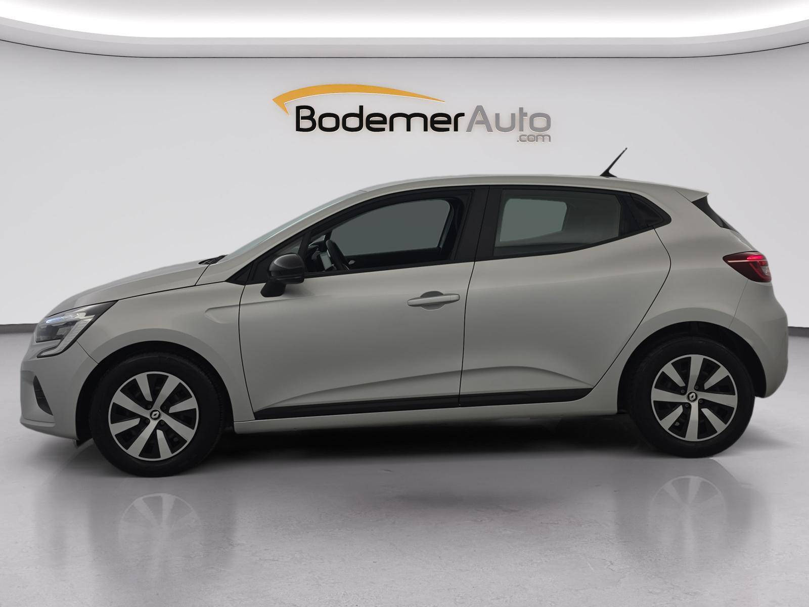 Vente en ligne Renault Clio 5 Clio TCe 90 au prix de 14 990 €