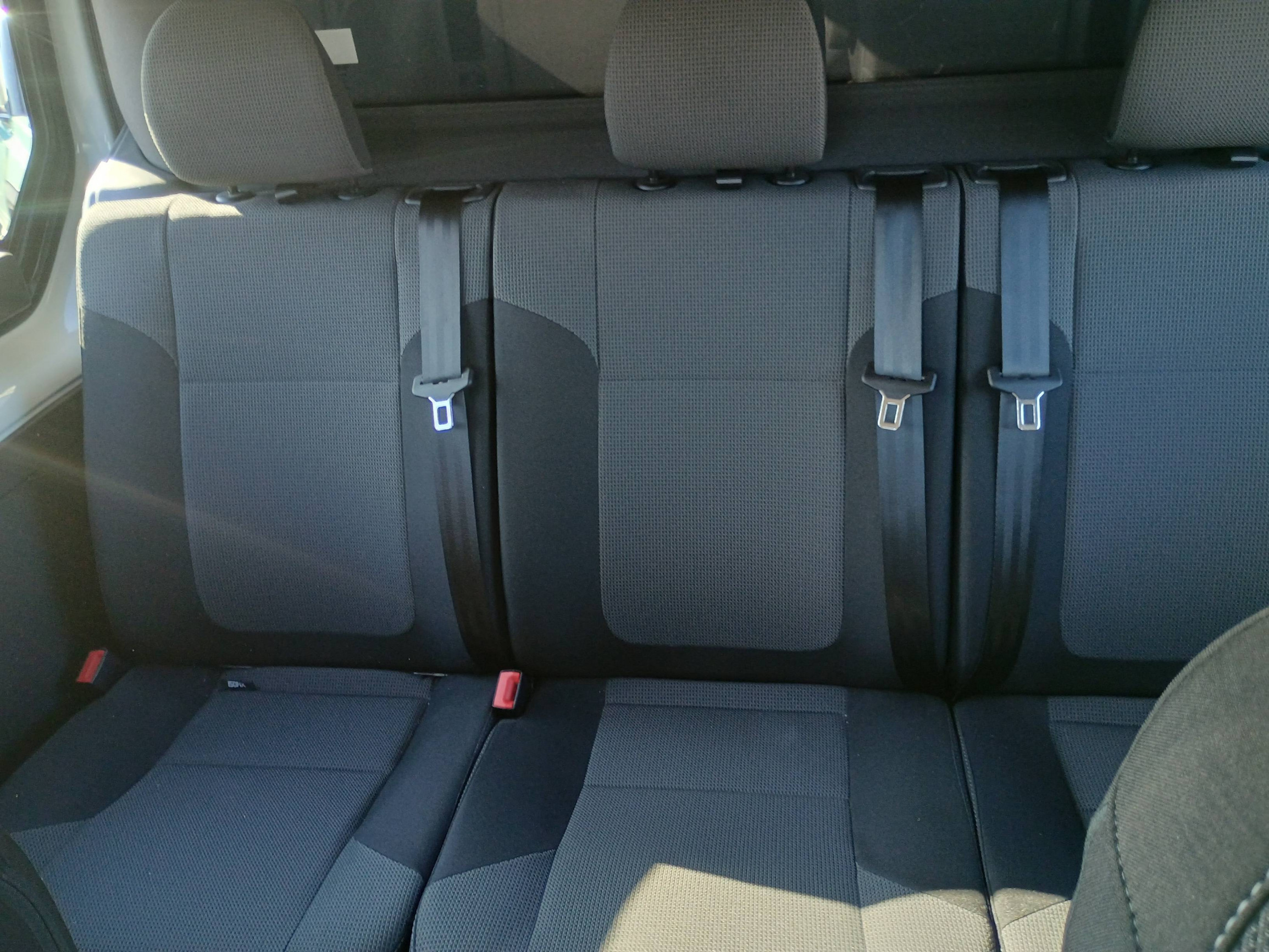 Vente en ligne Renault Trafic Cabine Approfondie TRAFIC CA L2H1 3T BLUE DCI 150 AUTO au prix de 35 990 €