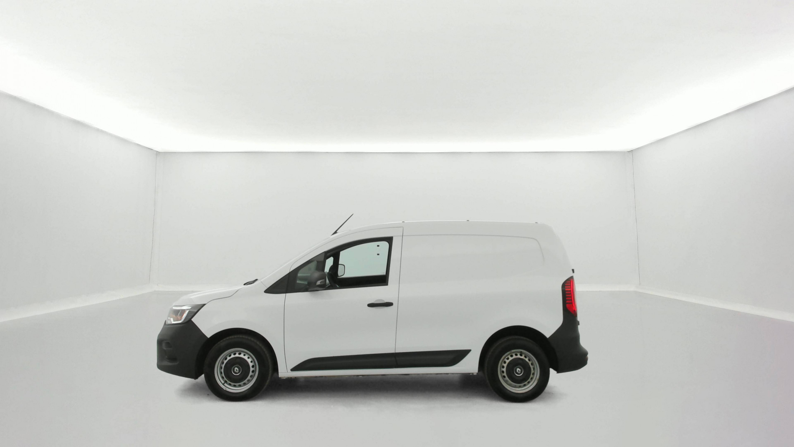 Vente en ligne Renault Kangoo Van  BLUE DCI 75 au prix de 15 490 €