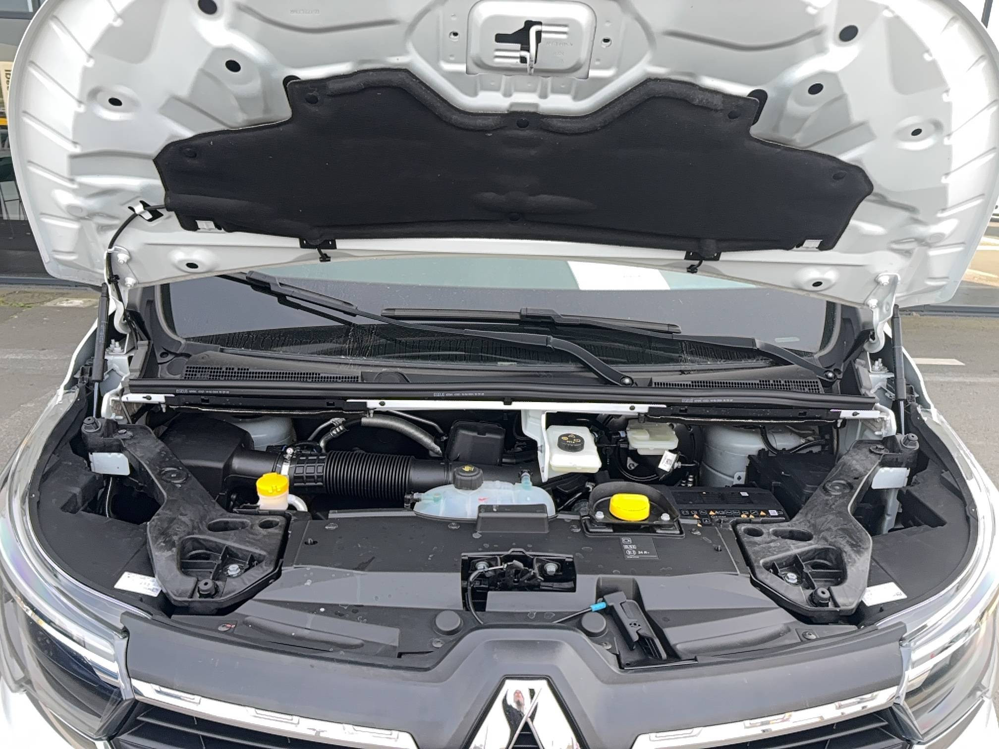 Vente en ligne Renault Trafic 3 Fourgon TRAFIC FGN L1H1 3000 KG BLUE DCI 130 au prix de 23 890 €